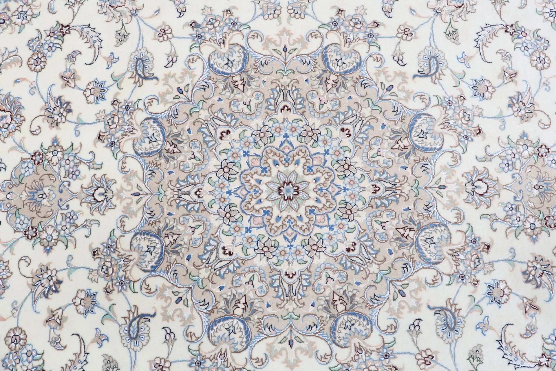 Hand-Knotted Wool Nain Persian Rug, 250 × 305 cm