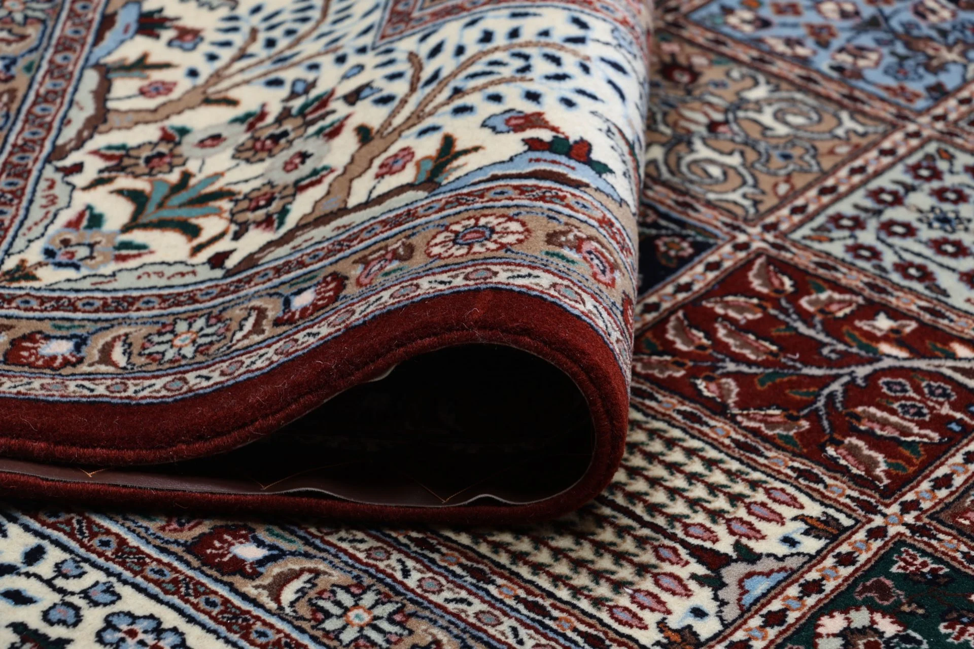 Moud Persian Rug — hand-knotted, 256 × 348 cm, Wool