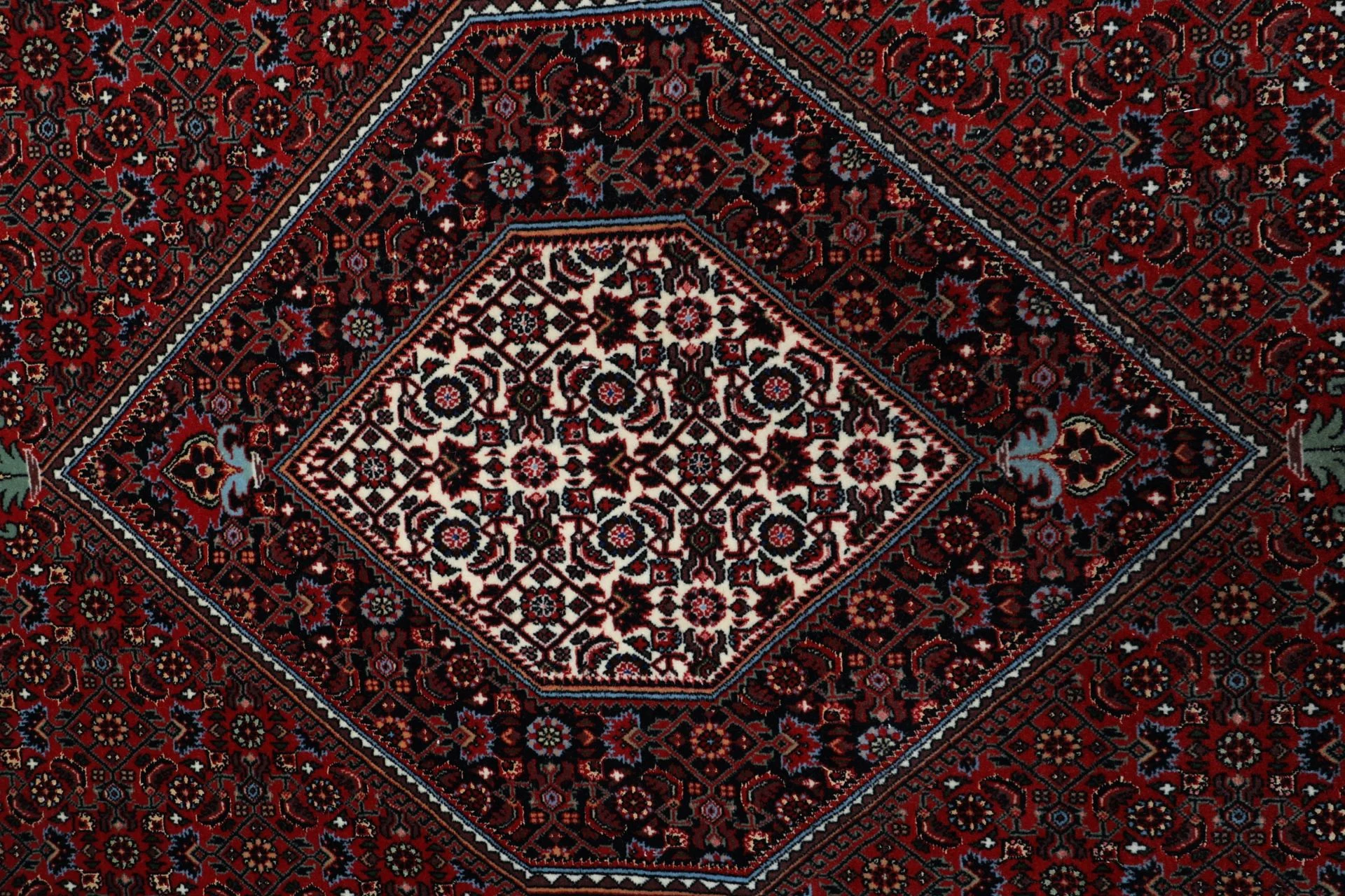 perserteppich-bidjar-206-x-212-cm-schurwolle-seide-handgeknupft-16 Bijar Persian Rug — hand-knotted, 206 × 212 cm, Wool & Silk