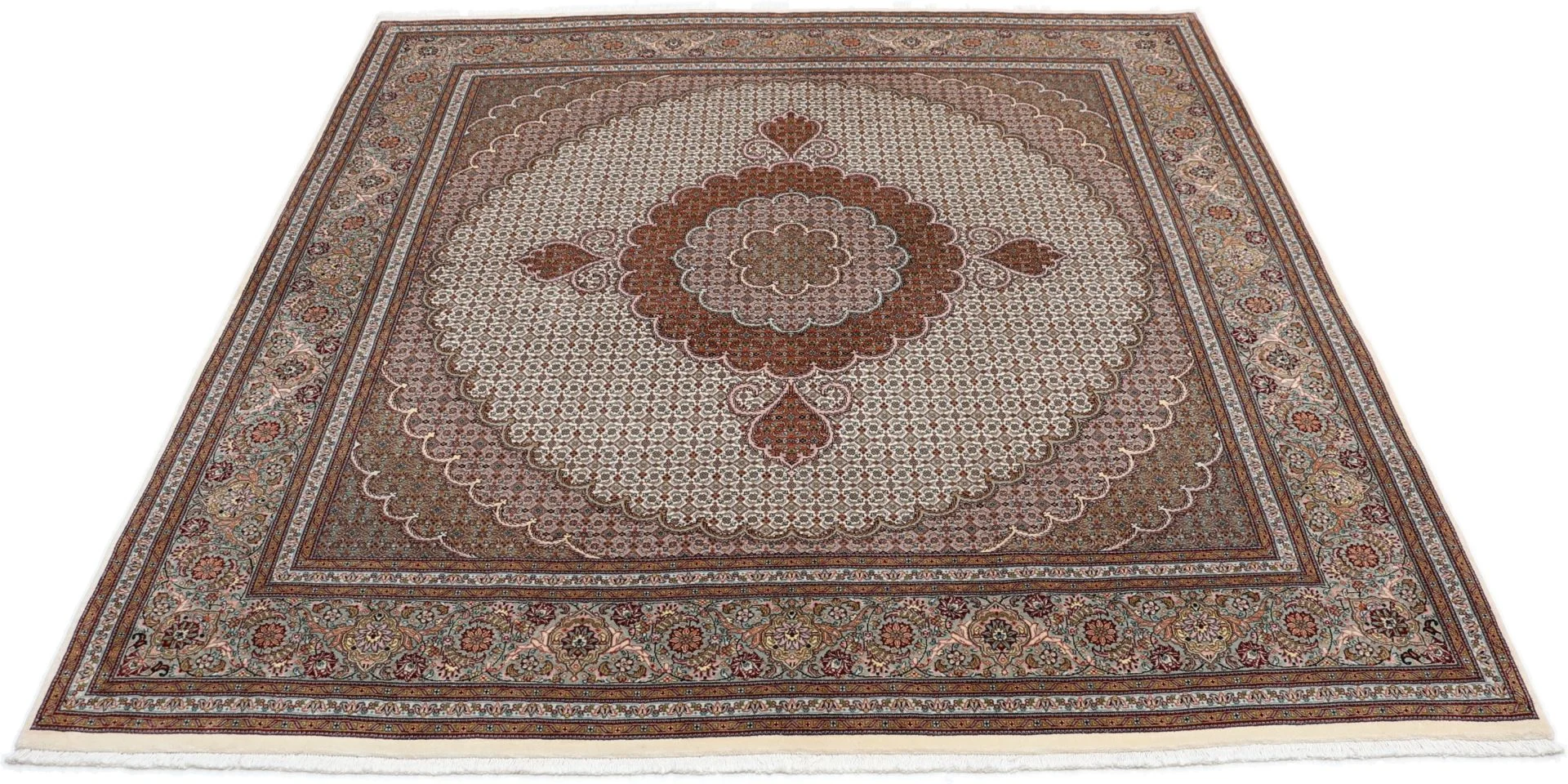 perserteppich-tabriz-203-x-210-cm-schurwolle-seide-handgeknupft-27 Tabriz Persian Rug — hand-knotted, 203 × 210 cm, Wool & Silk