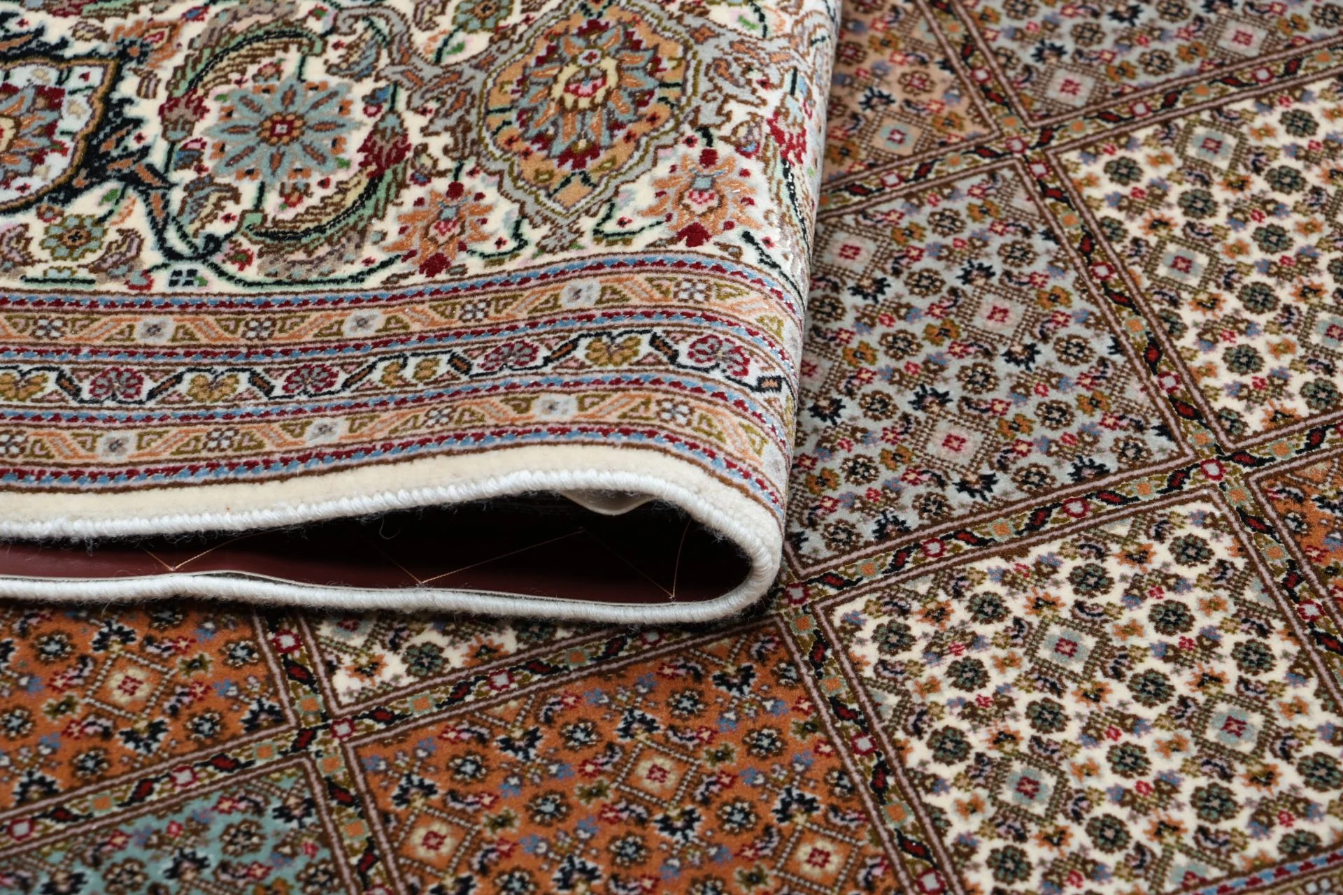 Tabriz Persian Rug 205 × 250 cm, Wool & Silk, hand-knotted