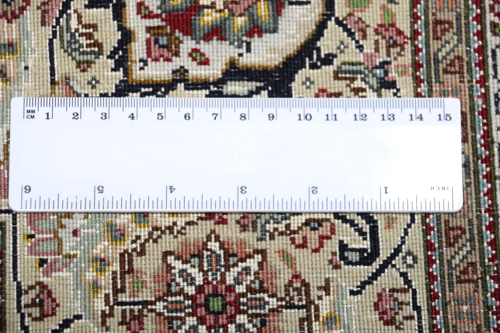 perserteppich-tabriz-202-x-265-cm-schurwolle-seide-handgeknupft-20 Tabriz Persian Rug 202 × 265 cm, Wool & Silk, hand-knotted
