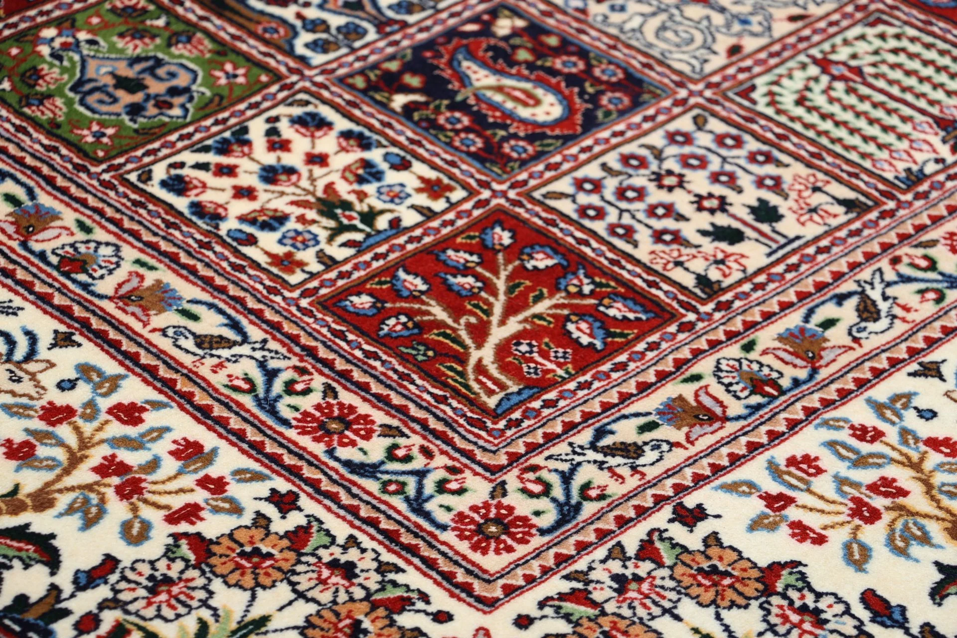 Moud Persian Rug 242 × 350 cm, Wool, hand-knotted