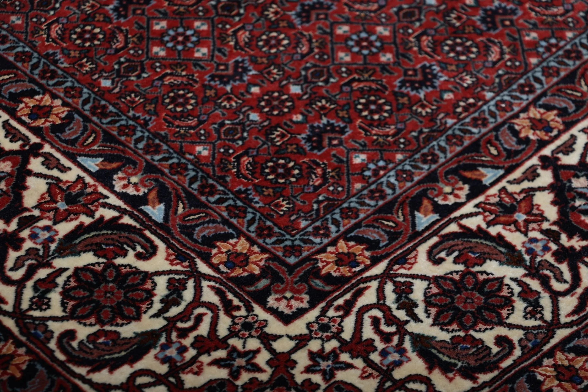 perserteppich-bidjar-204-x-212-cm-schurwolle-seide-handgeknupft-20 Hand-Knotted Wool & Silk Bijar Persian Rug, 204 × 212 cm