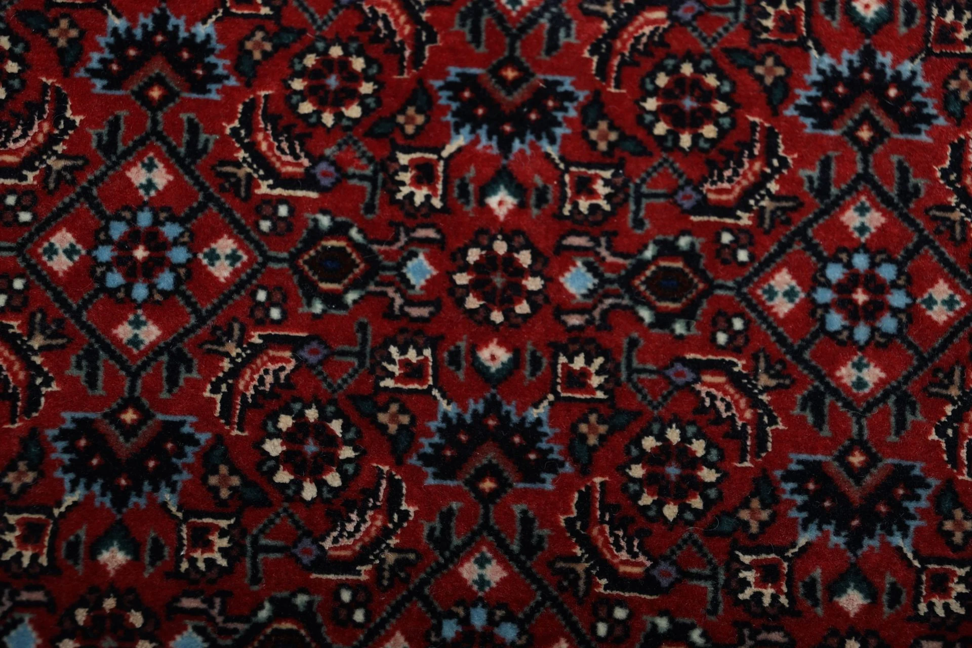 perserteppich-bidjar-204-x-212-cm-schurwolle-seide-handgeknupft-24 Hand-Knotted Wool & Silk Bijar Persian Rug, 204 × 212 cm