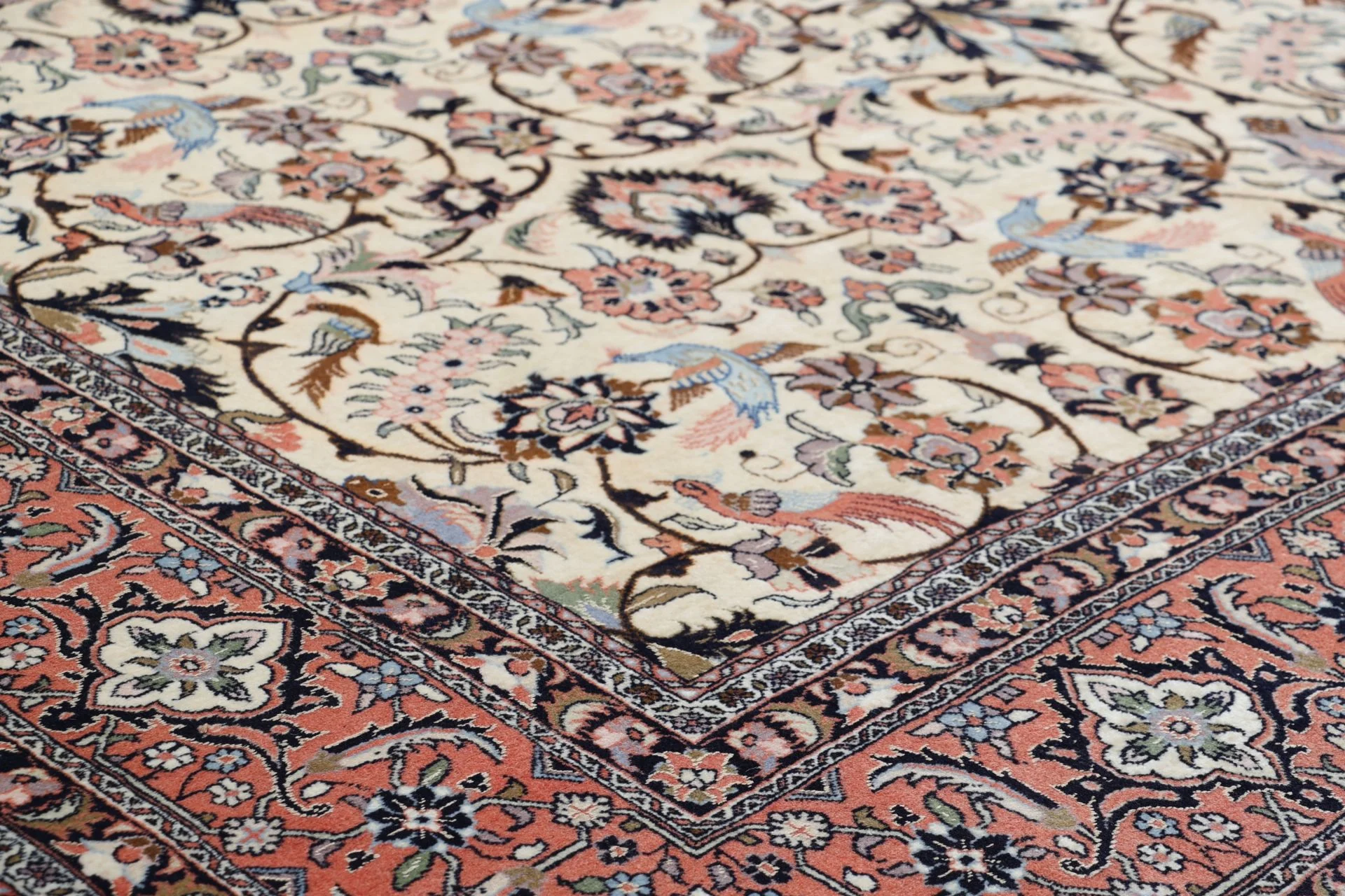 Hand-Knotted Wool Bijar Persian Rug, 250 × 320 cm