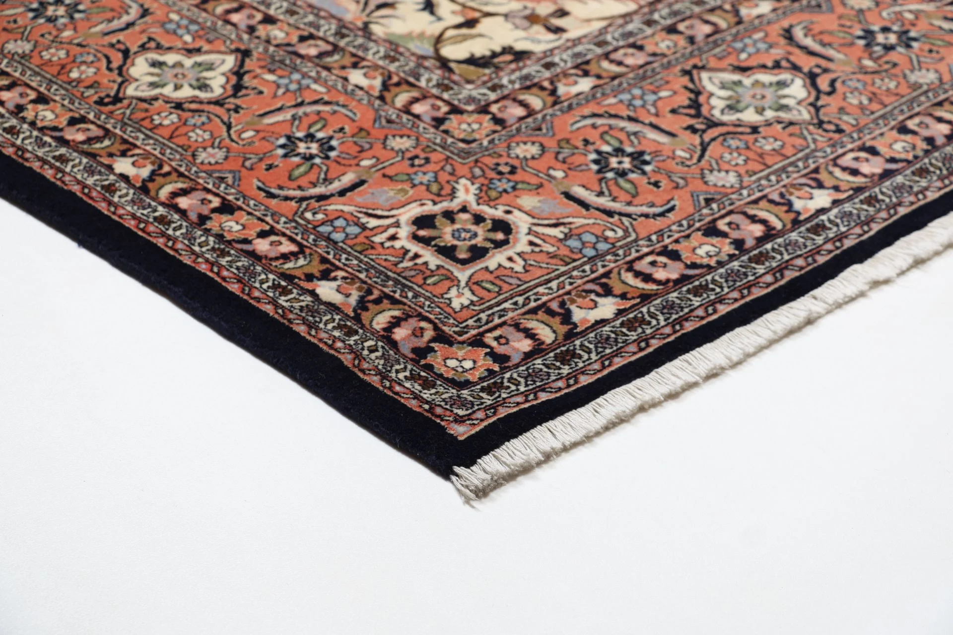 Hand-Knotted Wool Bijar Persian Rug, 250 × 320 cm