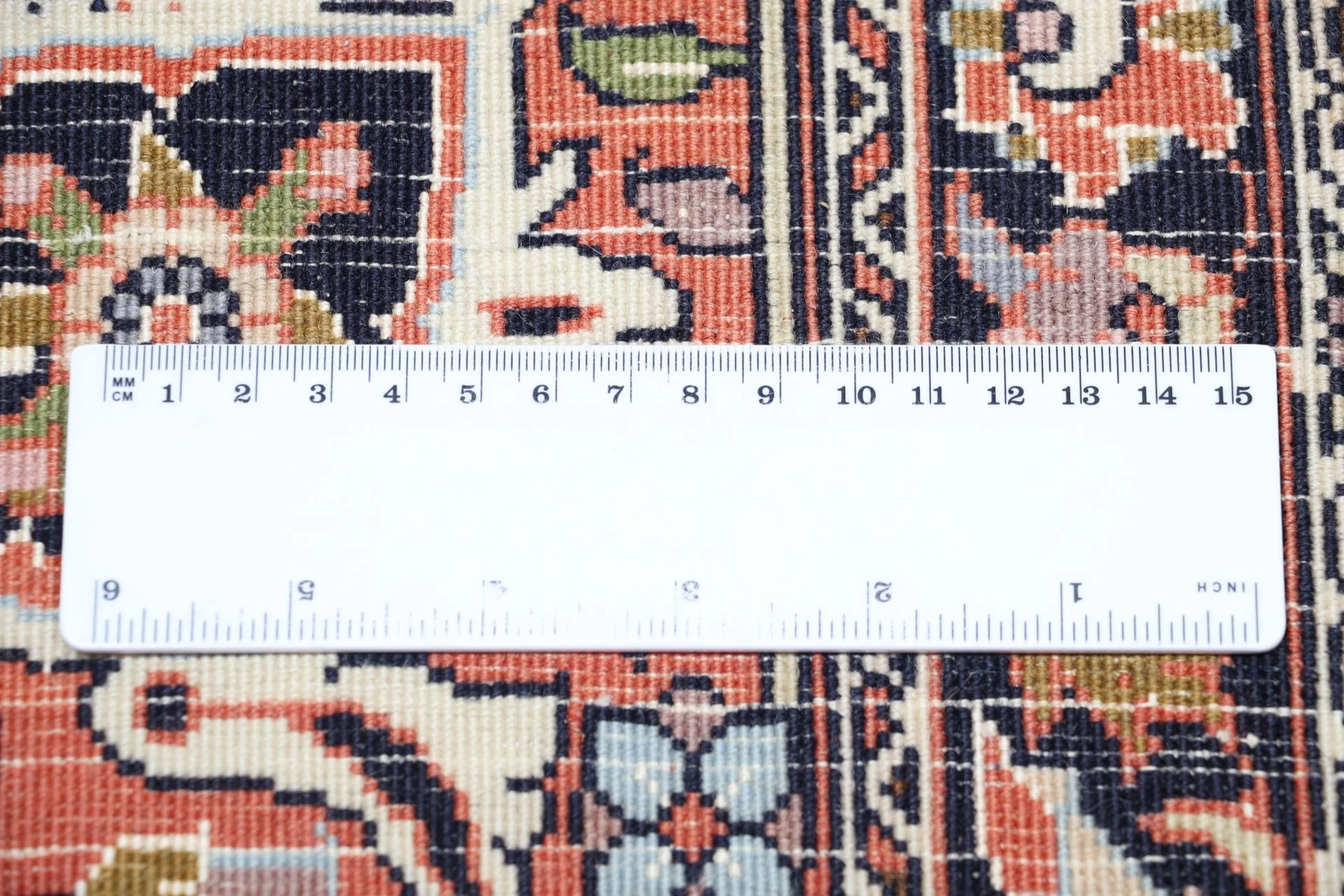 Hand-Knotted Wool Bijar Persian Rug, 250 × 320 cm