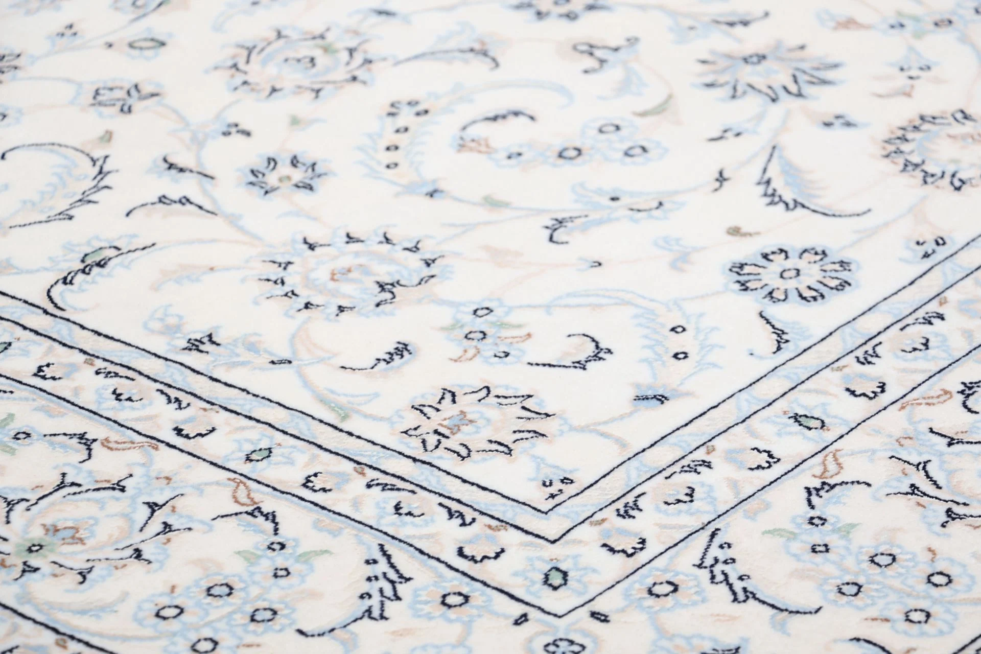 perserteppich-nain-200-x-295-cm-schurwolle-seide-handgeknupft-4 Nain Persian Rug 200 × 295 cm, Wool & Silk, hand-knotted