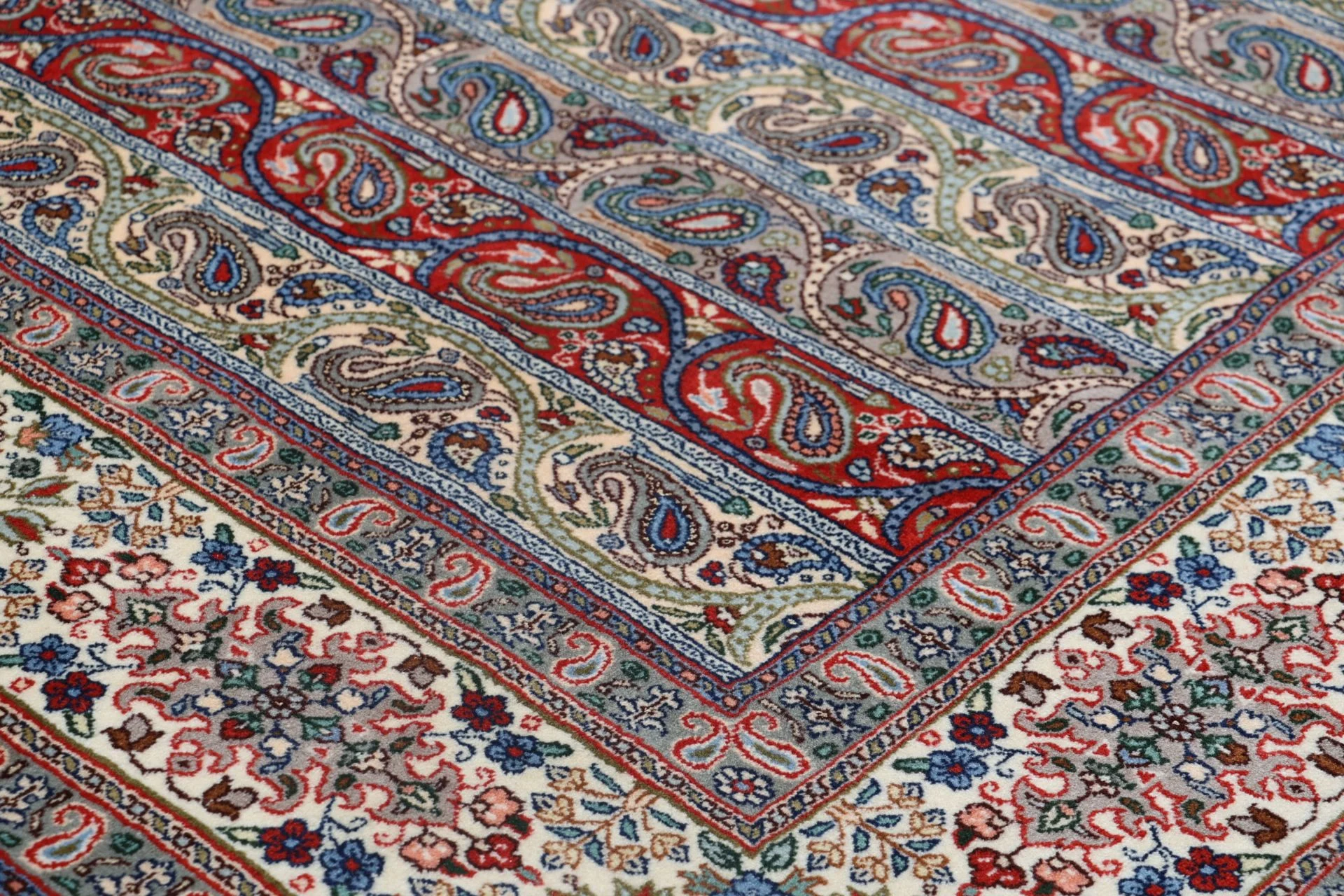 perserteppich-moud-202-x-295-cm-schurwolle-und-seide-handgeknupft-20 Moud Persian Rug 202 × 295 cm, Wool & Silk, hand-knotted