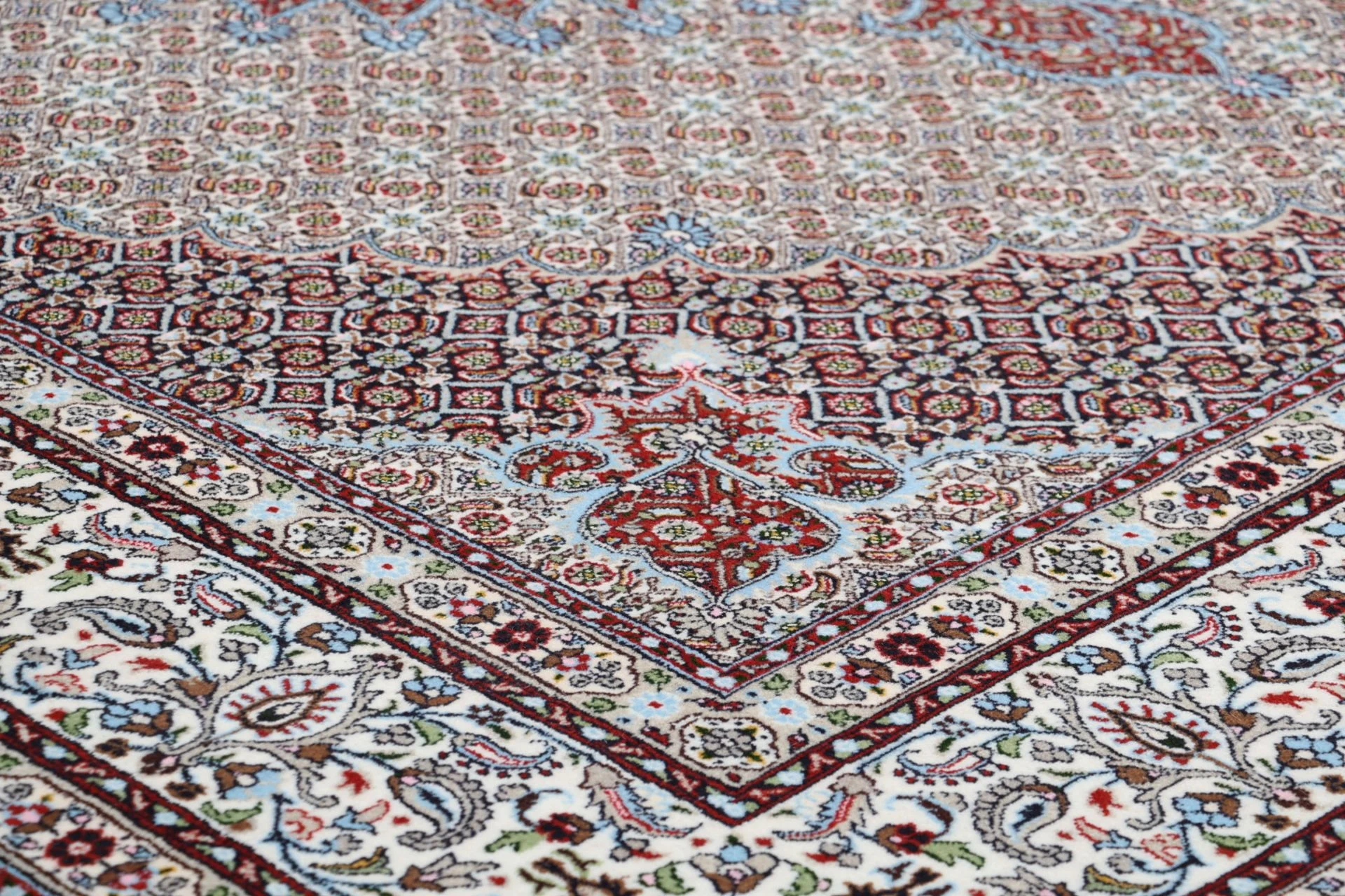 Moud Persian Rug 248 × 348 cm, Wool, hand-knotted