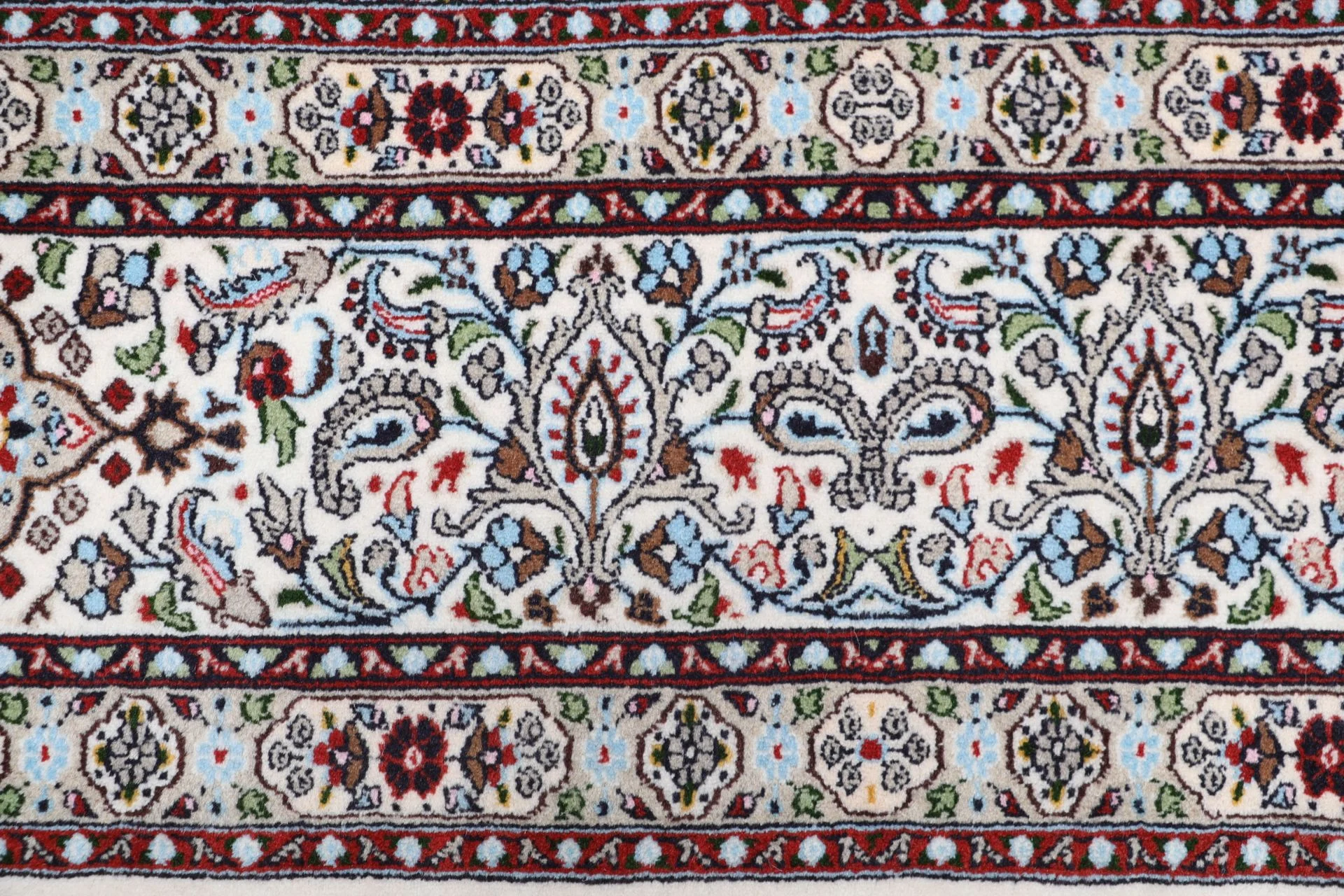 Moud Persian Rug 248 × 348 cm, Wool, hand-knotted