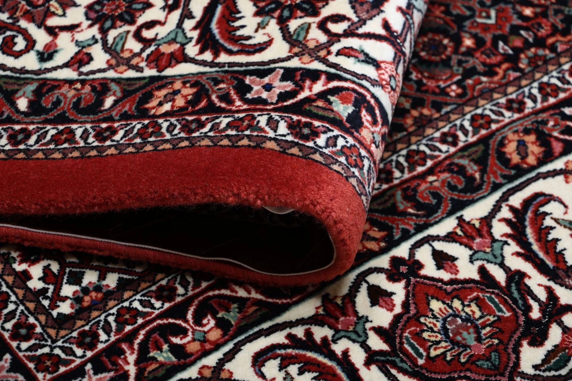 perserteppich-bidjar-200-x-213-cm-schurwolle-seide-handgeknupft-29 Bijar Persian Rug — hand-knotted, 200 × 213 cm, Wool & Silk