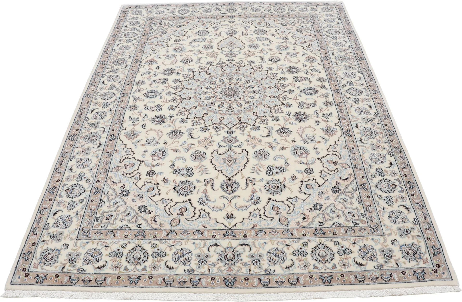 perserteppich-nain-174-x-247-cm-schurwolle-seide-handgeknupft-30 Nain Persian Rug 174 × 247 cm, Wool & Silk, hand-knotted