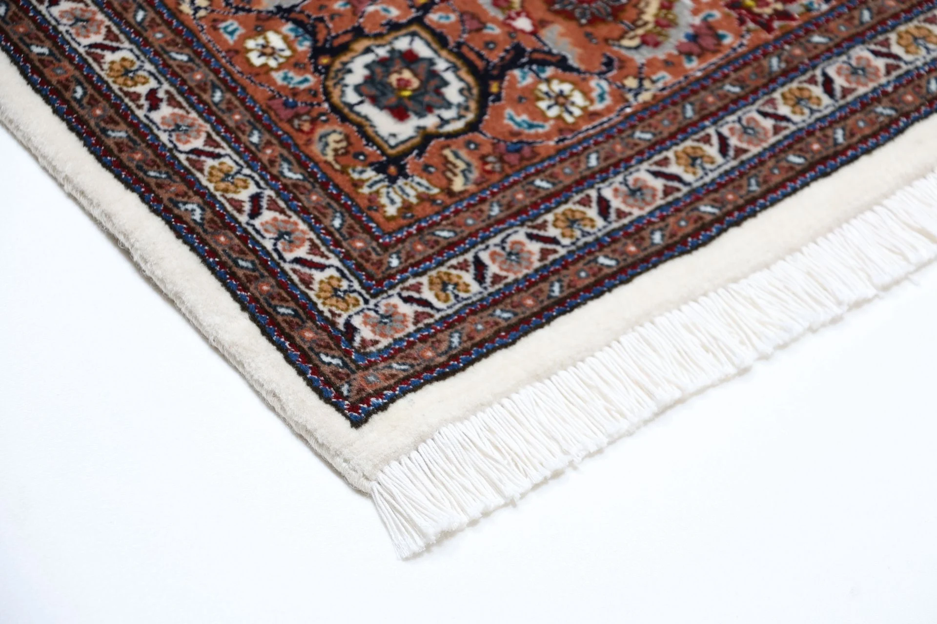 Tabriz Persian Rug 172 × 250 cm, Wool & Silk, hand-knotted