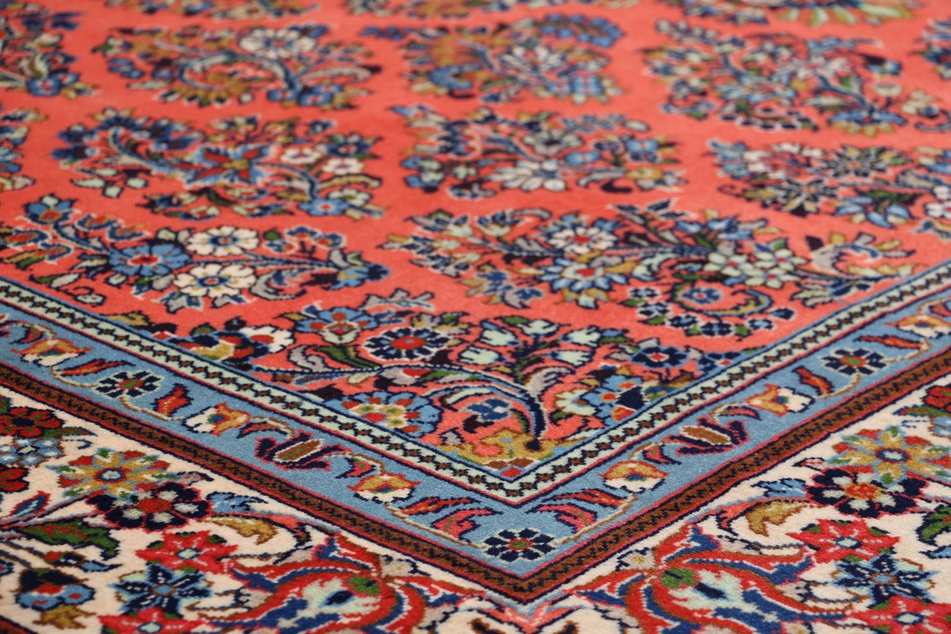 Sarouk Persian Rug — hand-knotted, 247 × 350 cm, Wool