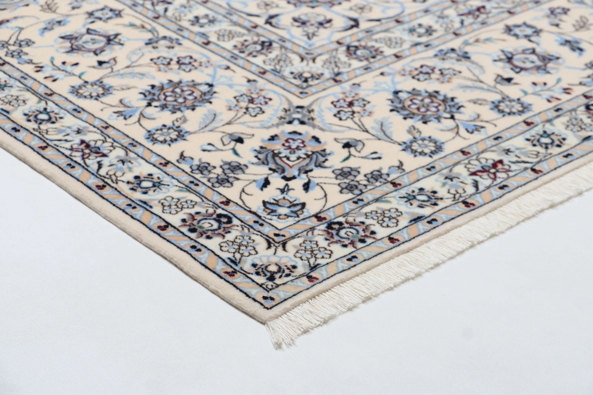 Nain Persian Rug — hand-knotted, 255 × 357 cm, Wool & Silk