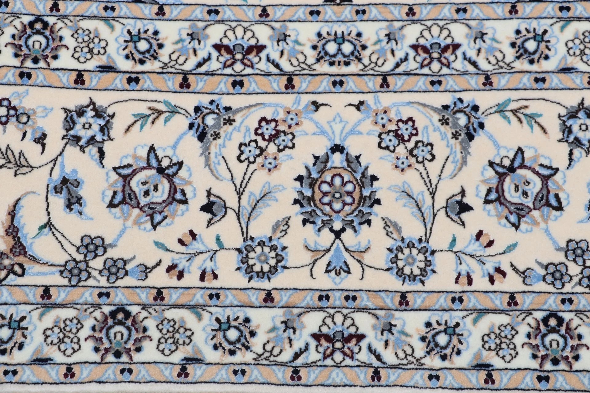 Nain Persian Rug — hand-knotted, 255 × 357 cm, Wool & Silk