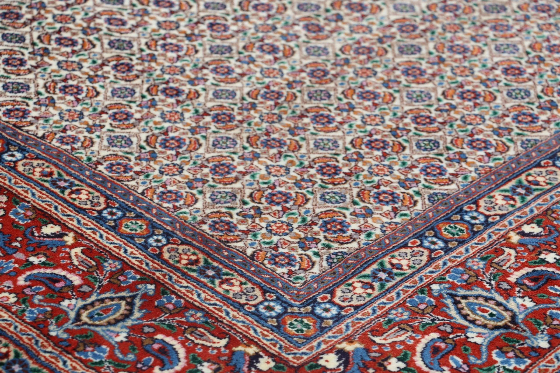 Hand-Knotted Wool Moud Persian Rug, 206 × 293 cm