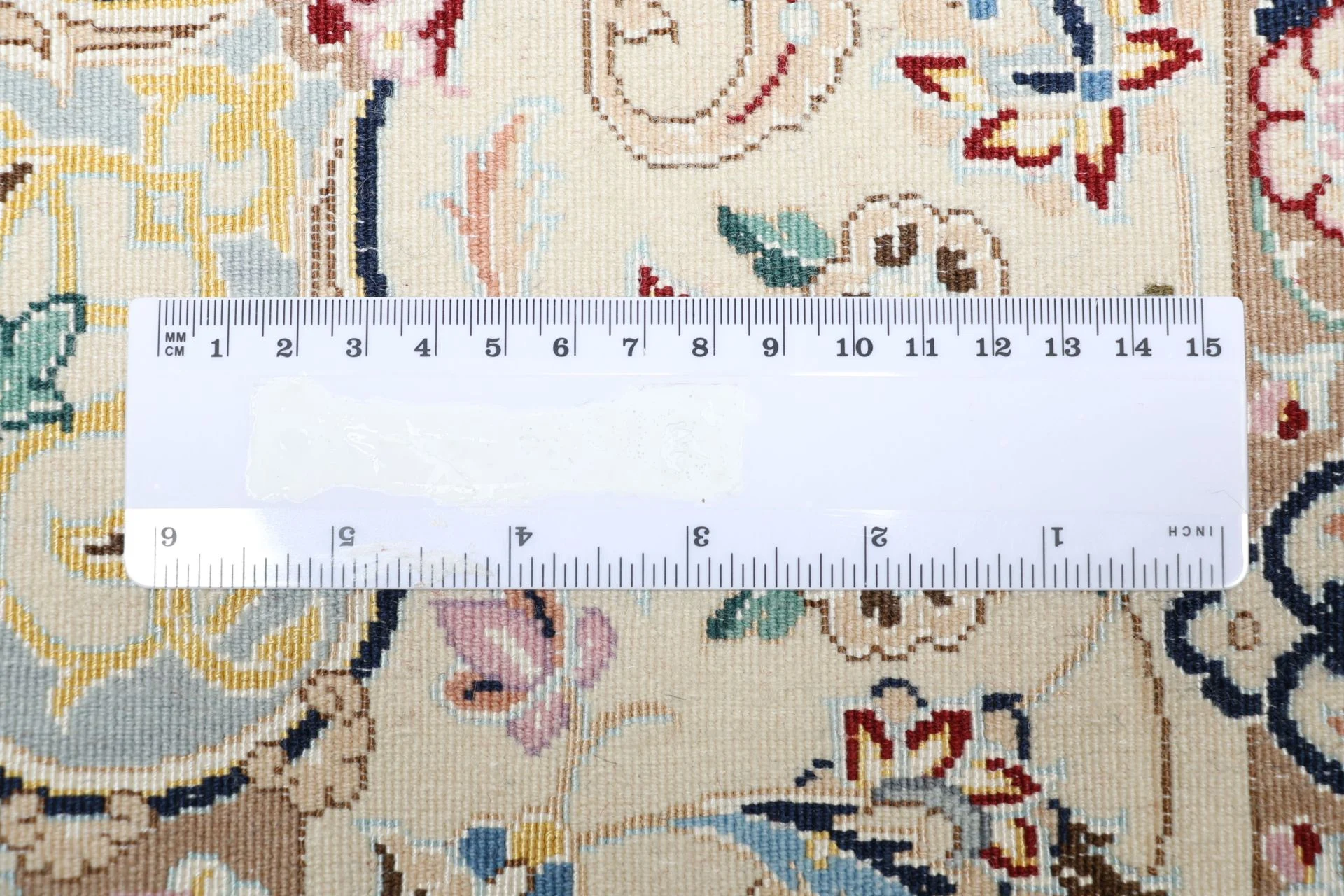 Nain Persian Rug — hand-knotted, 168 × 238 cm, Wool & Silk