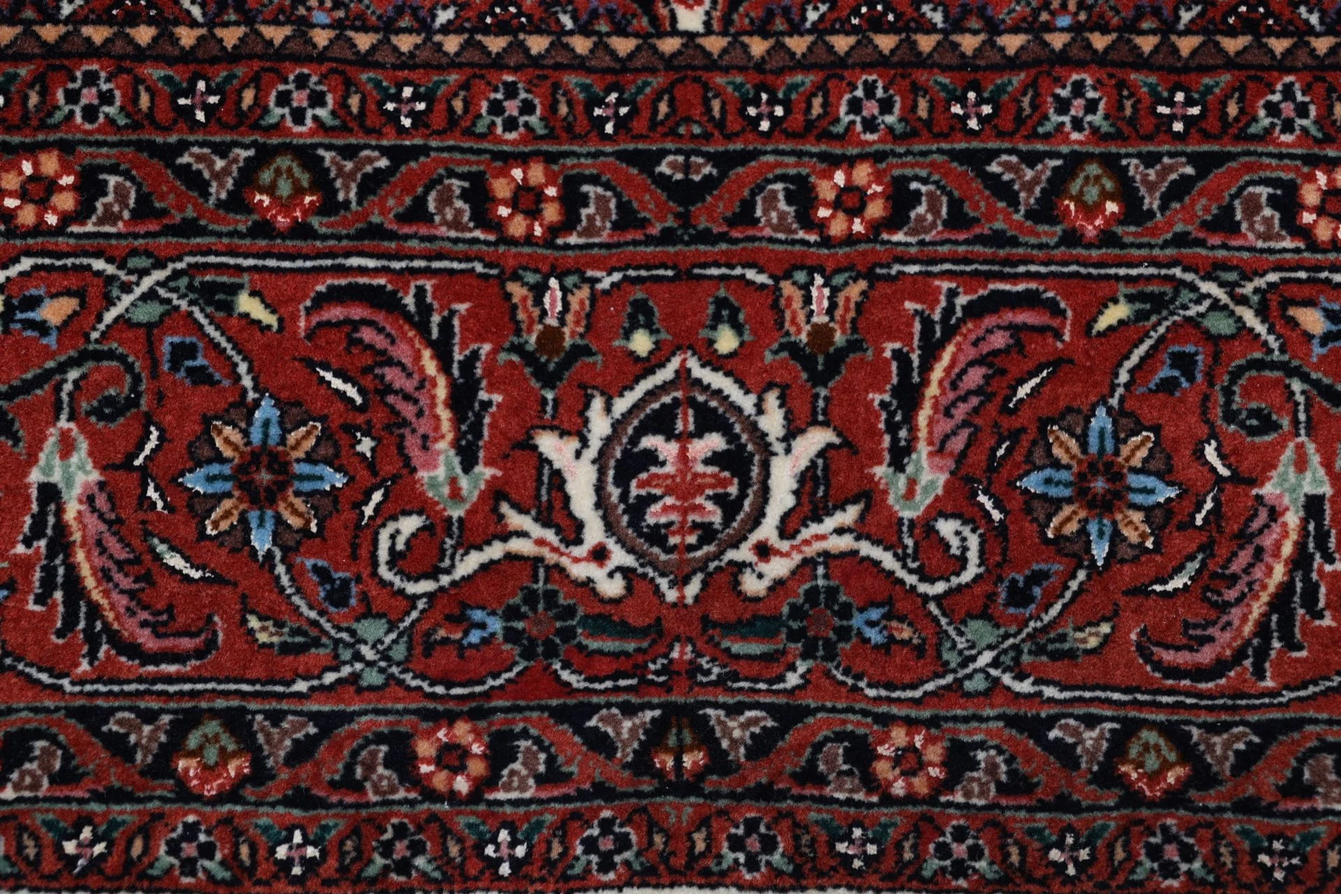 Bijar Persian Rug 180 × 255 cm, Wool & Silk, hand-knotted