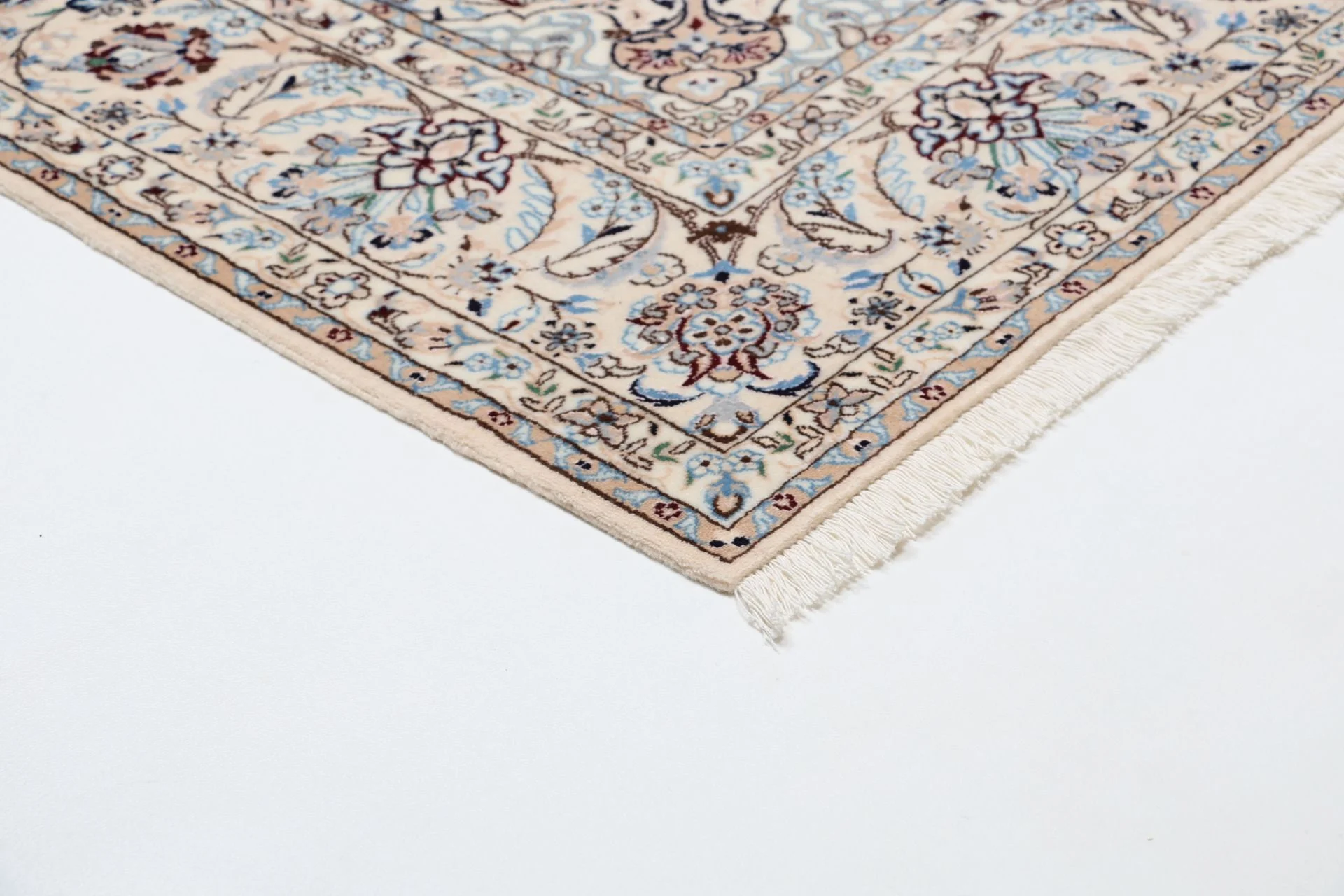 Nain Persian Rug — hand-knotted, 165 × 250 cm, Wool & Silk