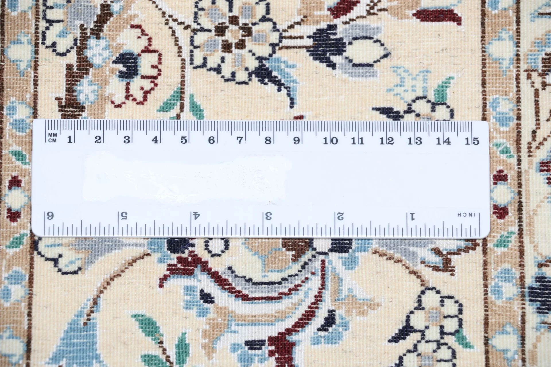 Nain Persian Rug — hand-knotted, 175 × 255 cm, Wool & Silk