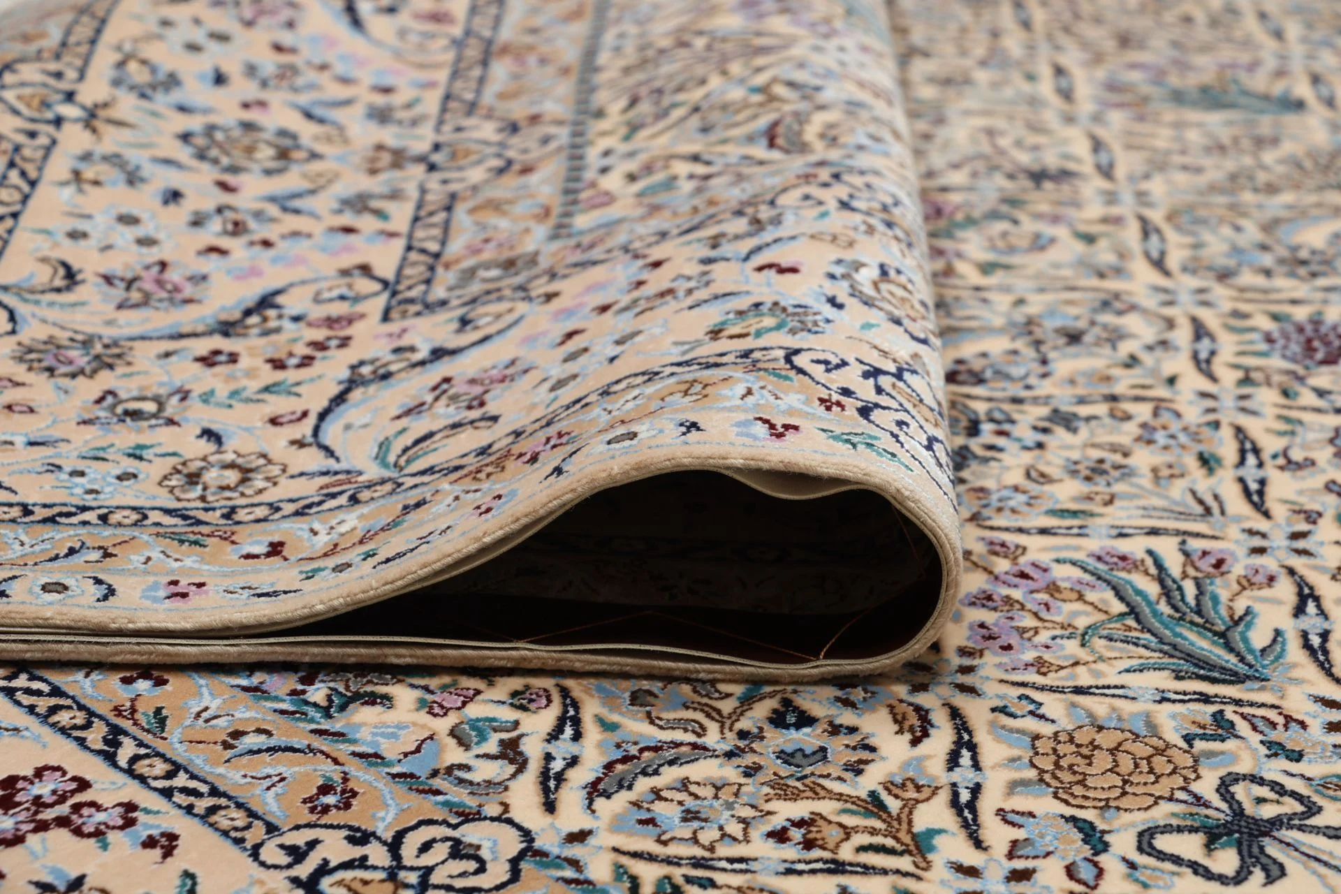 Nain Persian Rug 160 × 235 cm, Wool & Silk, hand-knotted