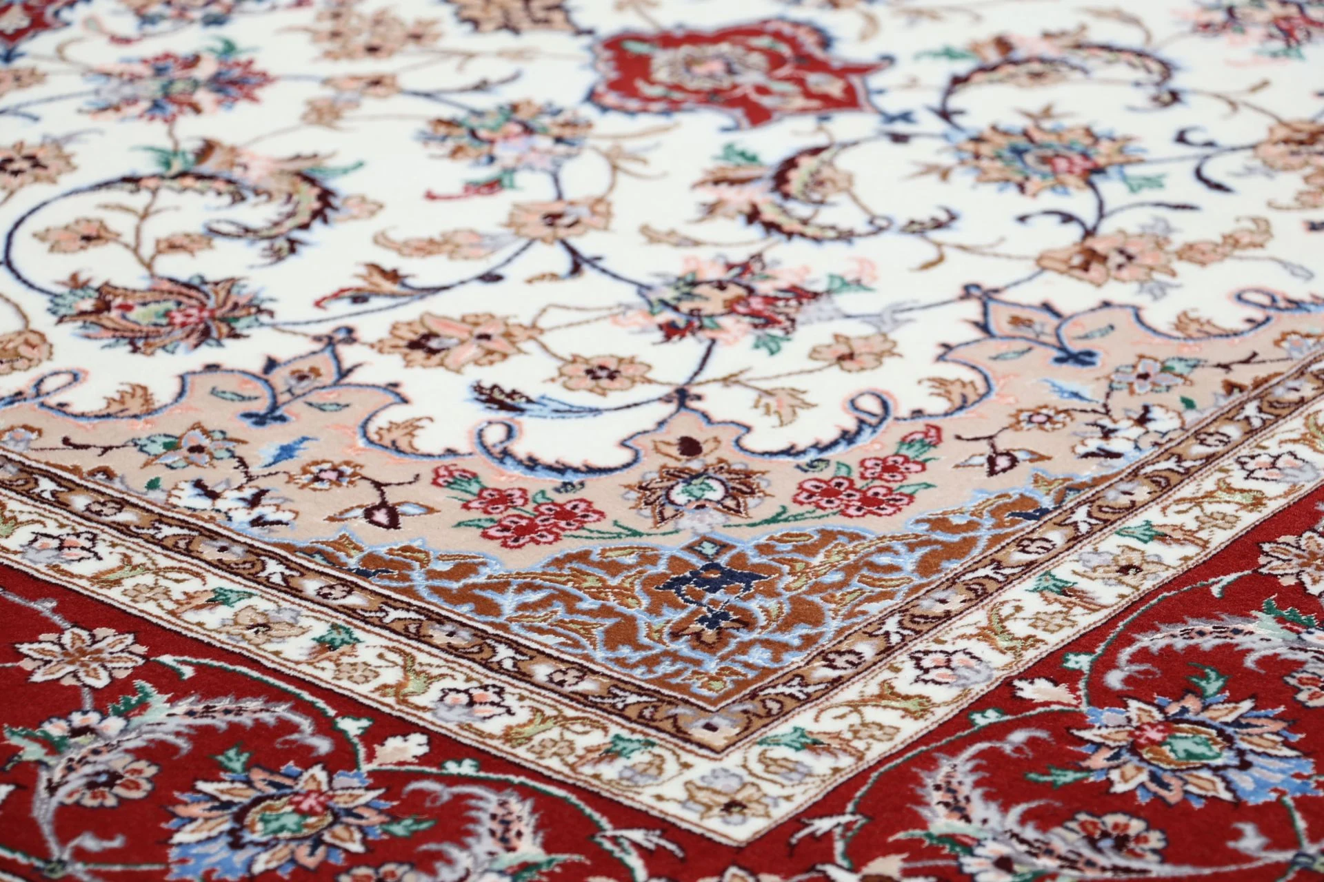 perserteppich-isfahan-157-x-230-cm-schurwolle-seide-handgeknupft-28 Hand-Knotted Wool & Silk Isfahan Persian Rug, 157 × 230 cm