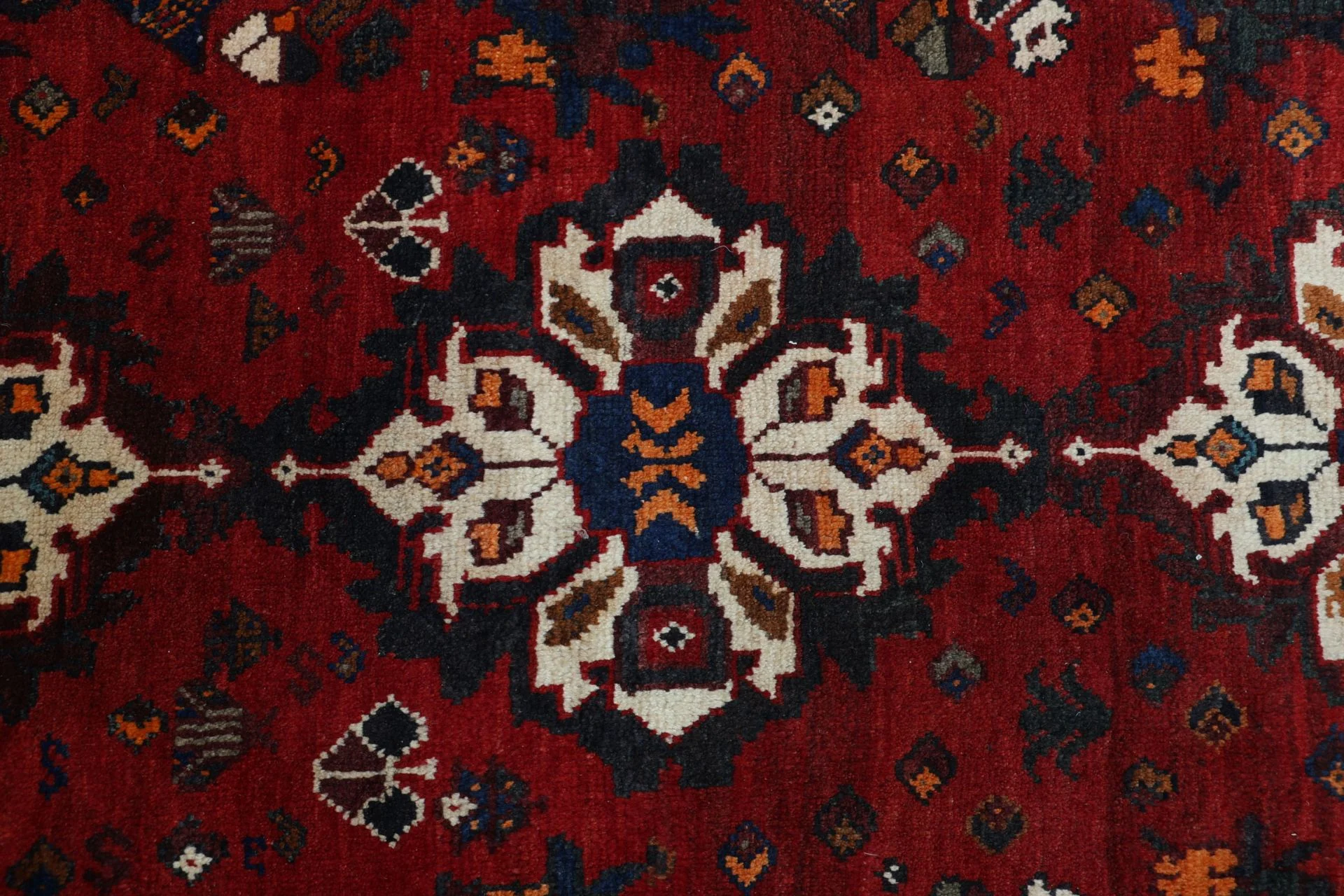 Shiraz Persian Rug — hand-knotted, 210 × 290 cm, Wool
