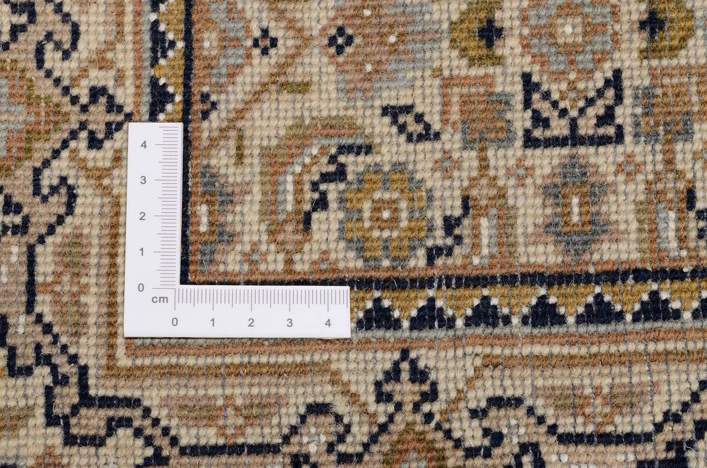 Tabriz Indian Rug 83 × 404 cm, Wool & Silk, hand-knotted