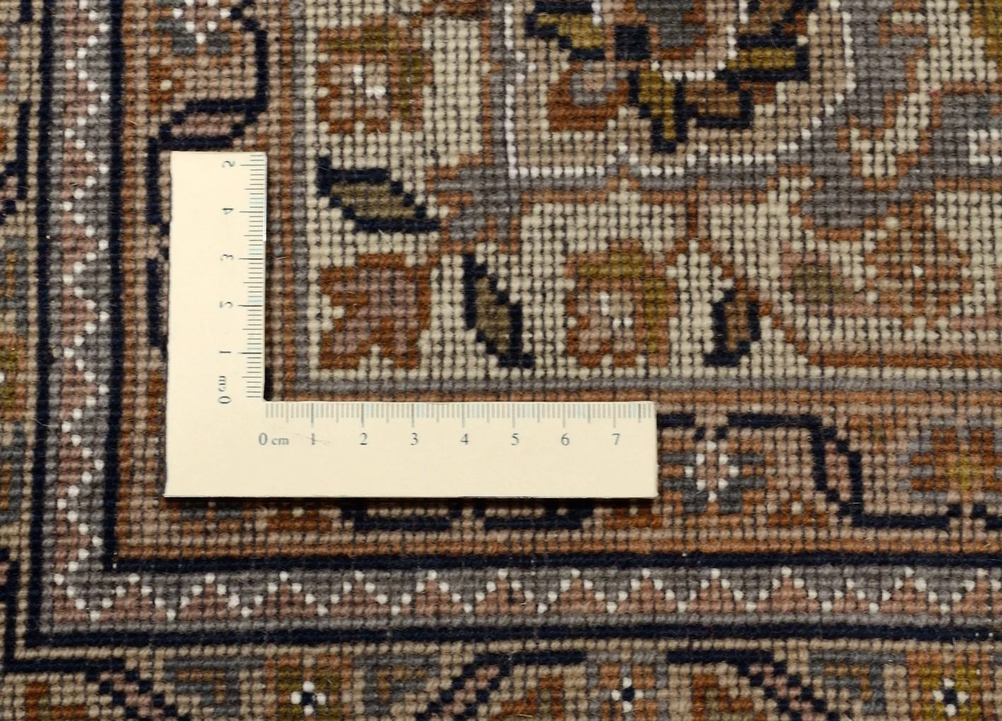 Hand-Knotted Wool Bijar Indian Rug, 200 × 305 cm