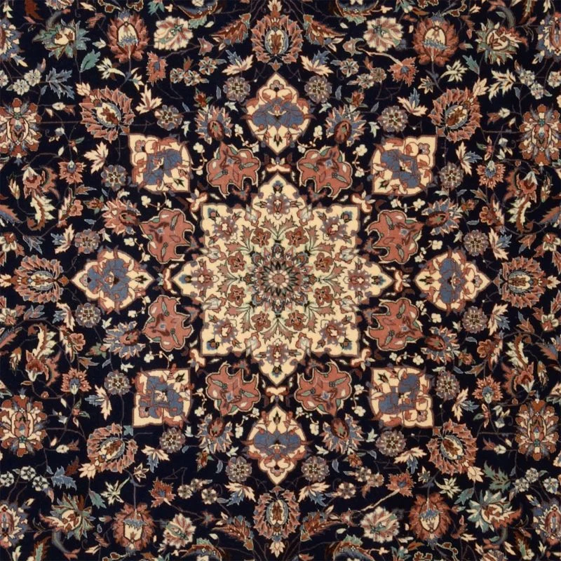Isfahan Persian Rug 246 × 308 cm, Wool, hand-knotted