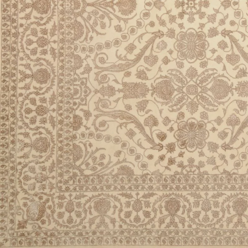 Hand-Knotted Wool Tabriz Indian Rug, 250 × 300 cm