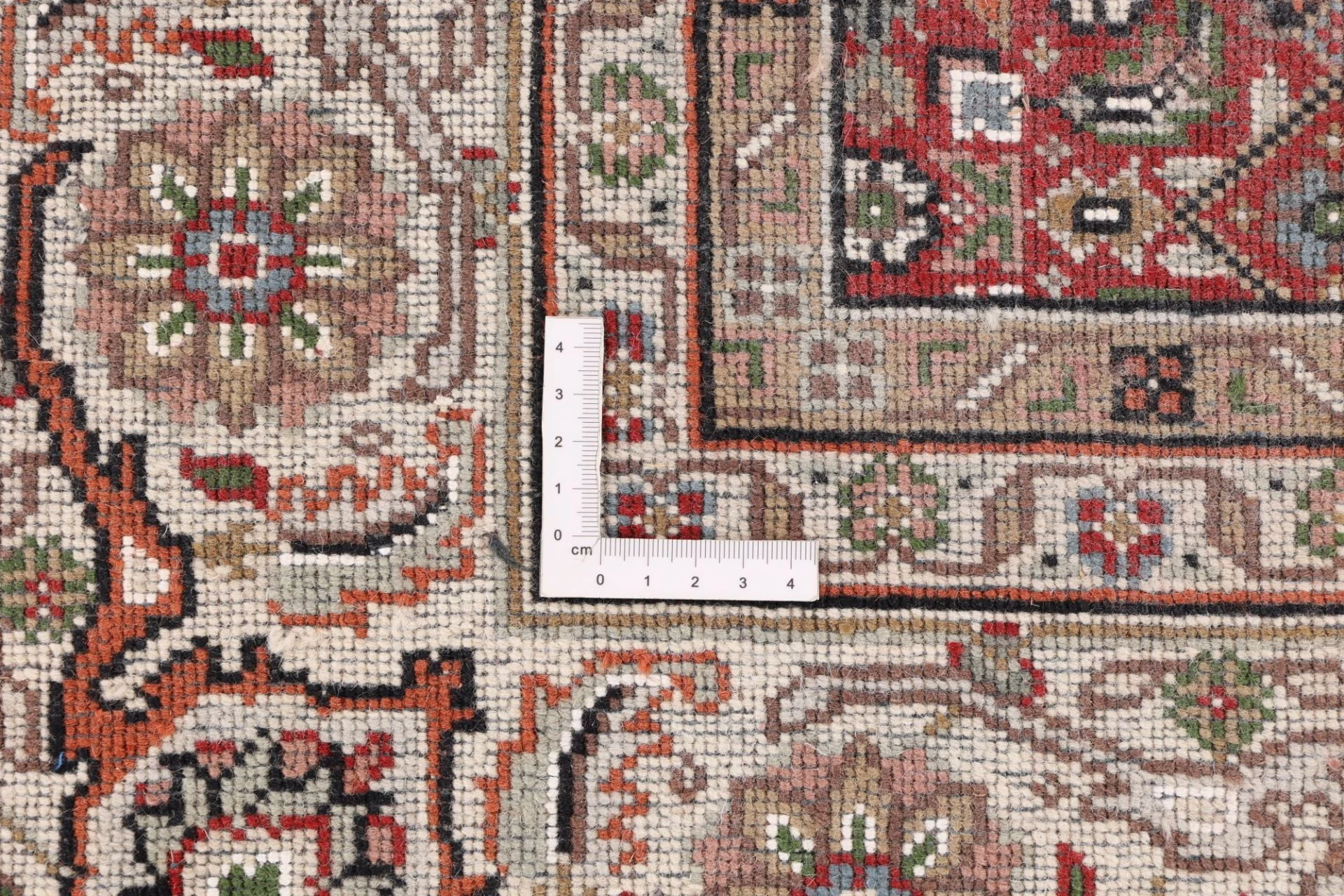 orientteppich-tabriz-201-x-203-cm-schurwolle-seide-handgeknupft-8 Tabriz Indian Rug 201 × 203 cm, Wool & Silk, hand-knotted