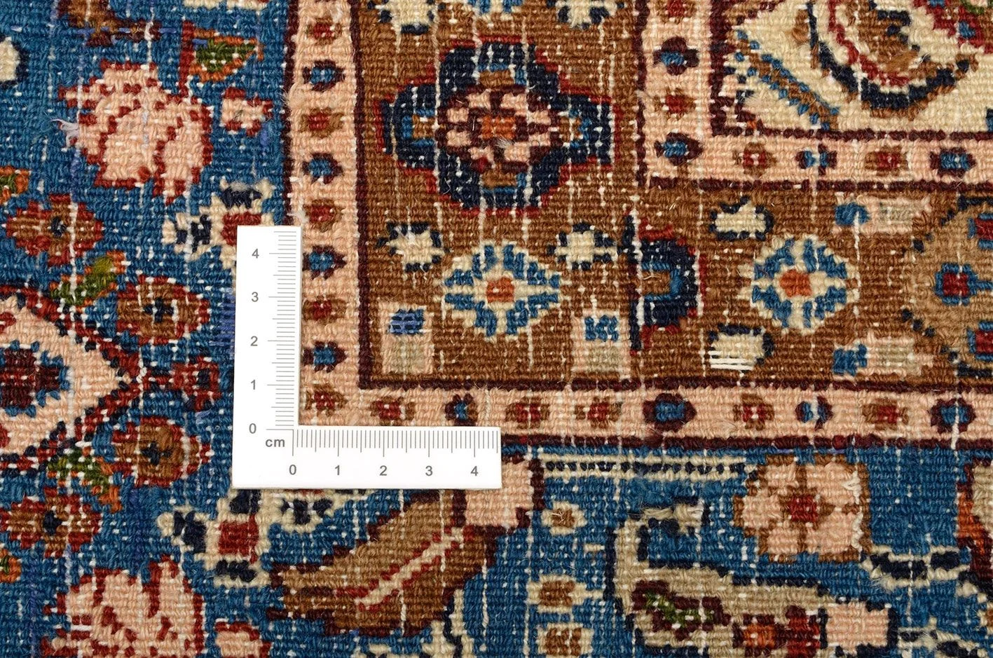 Moud Persian Rug — hand-knotted, 221 × 285 cm, Wool