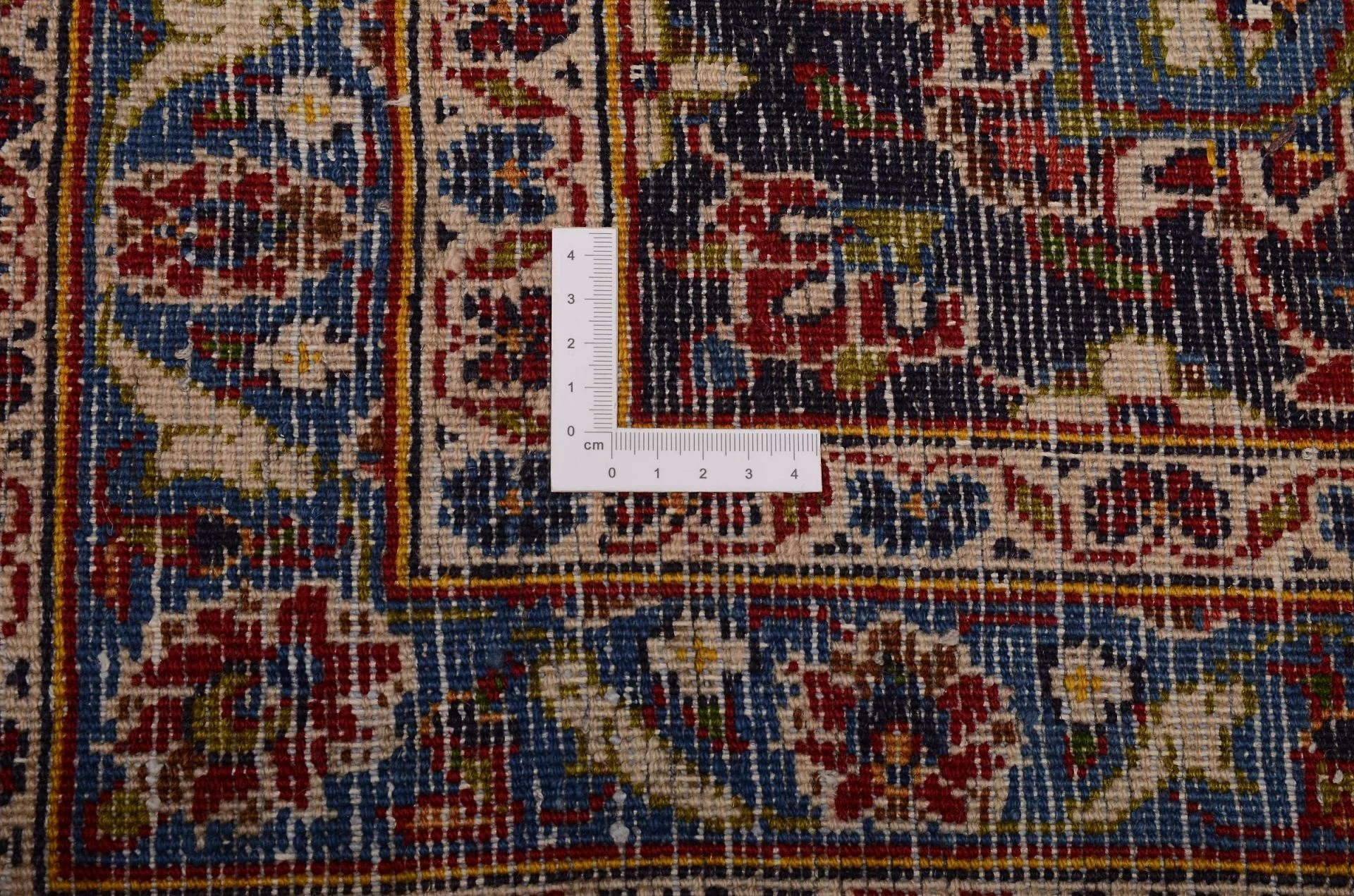 Kashan Persian Rug 290 × 300 cm, Wool, hand-knotted