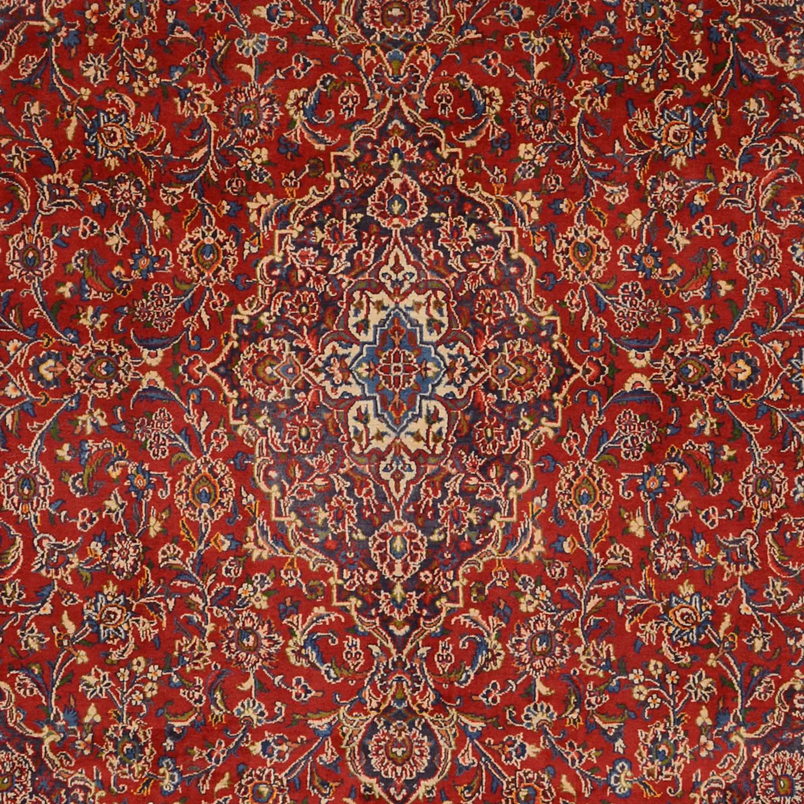 Kashan Persian Rug 290 × 300 cm, Wool, hand-knotted