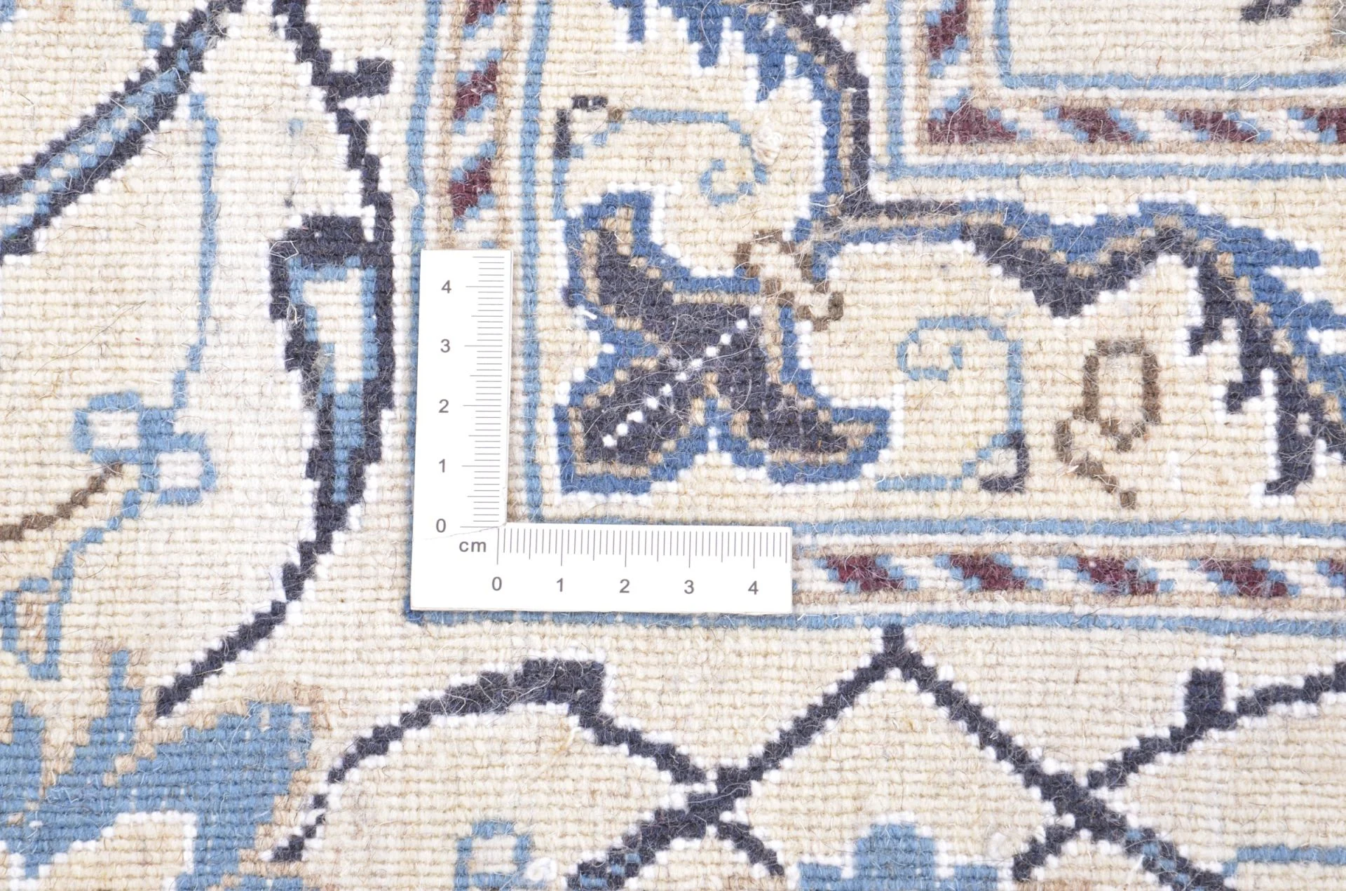 Nain Persian Rug 200 × 205 cm, Wool, hand-knotted