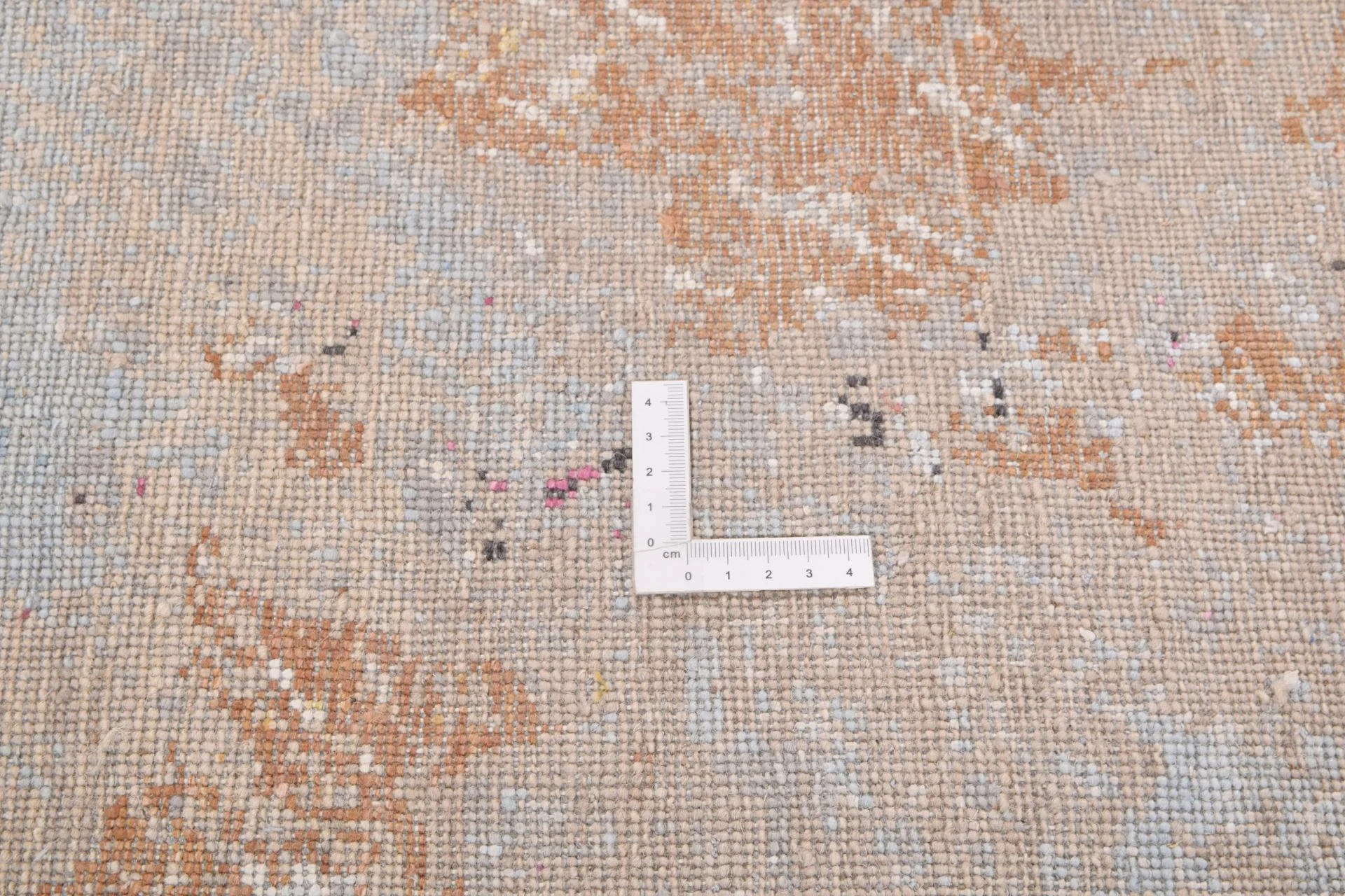 Hand-Knotted Silk Indian Rug, 187 × 276 cm