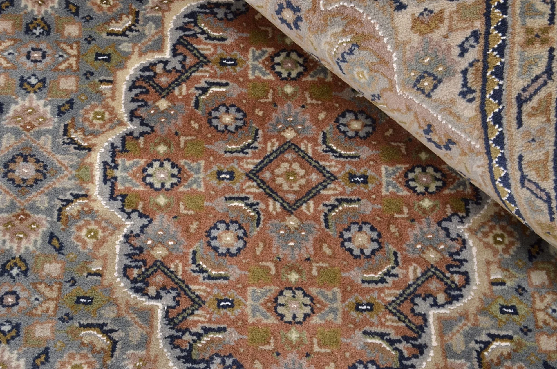 Tabriz Indian Rug — hand-knotted, 245 × 303 cm, Wool