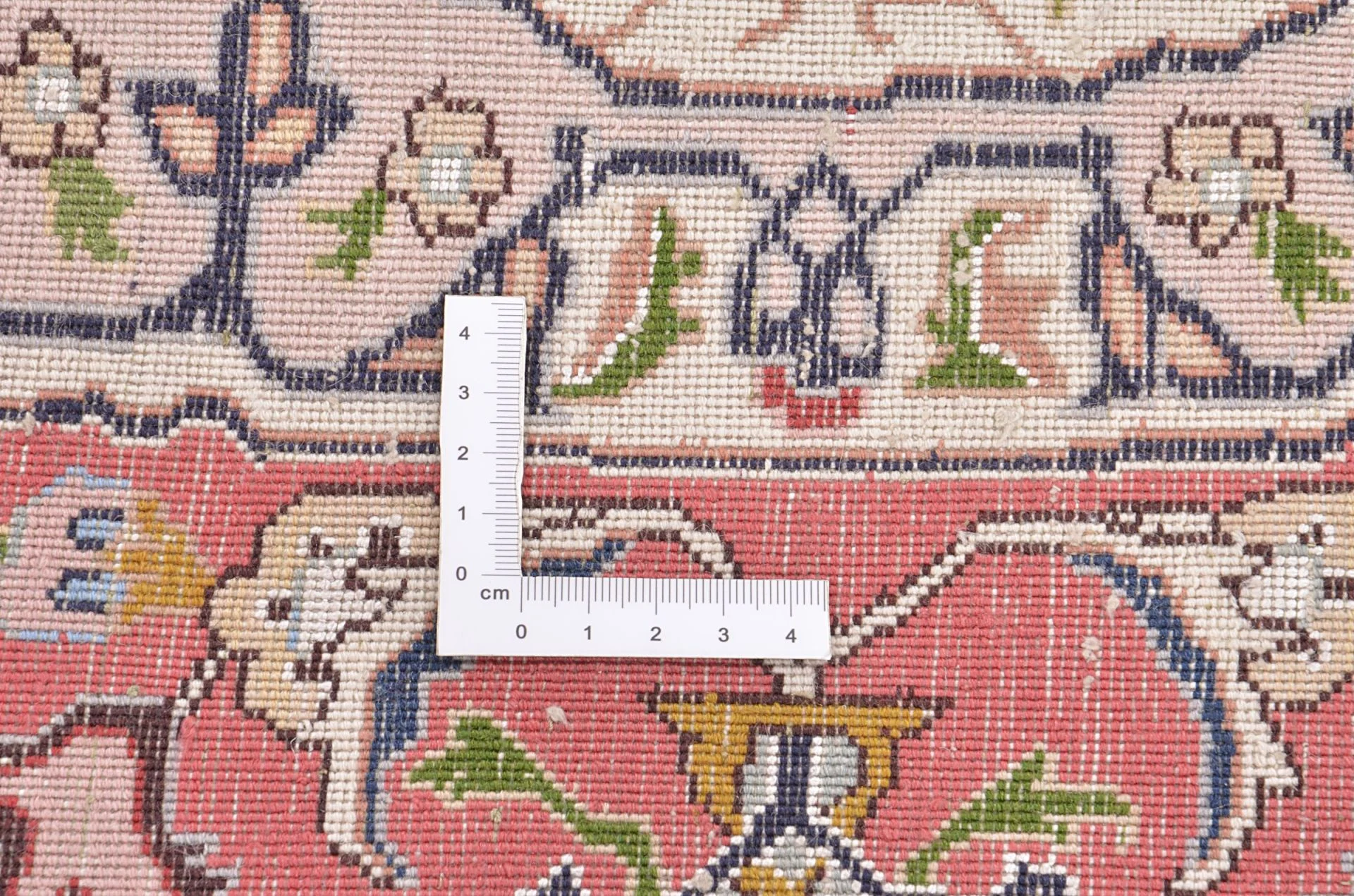 Hand-Knotted Wool Tabriz Persian Rug, 195 × 195 cm