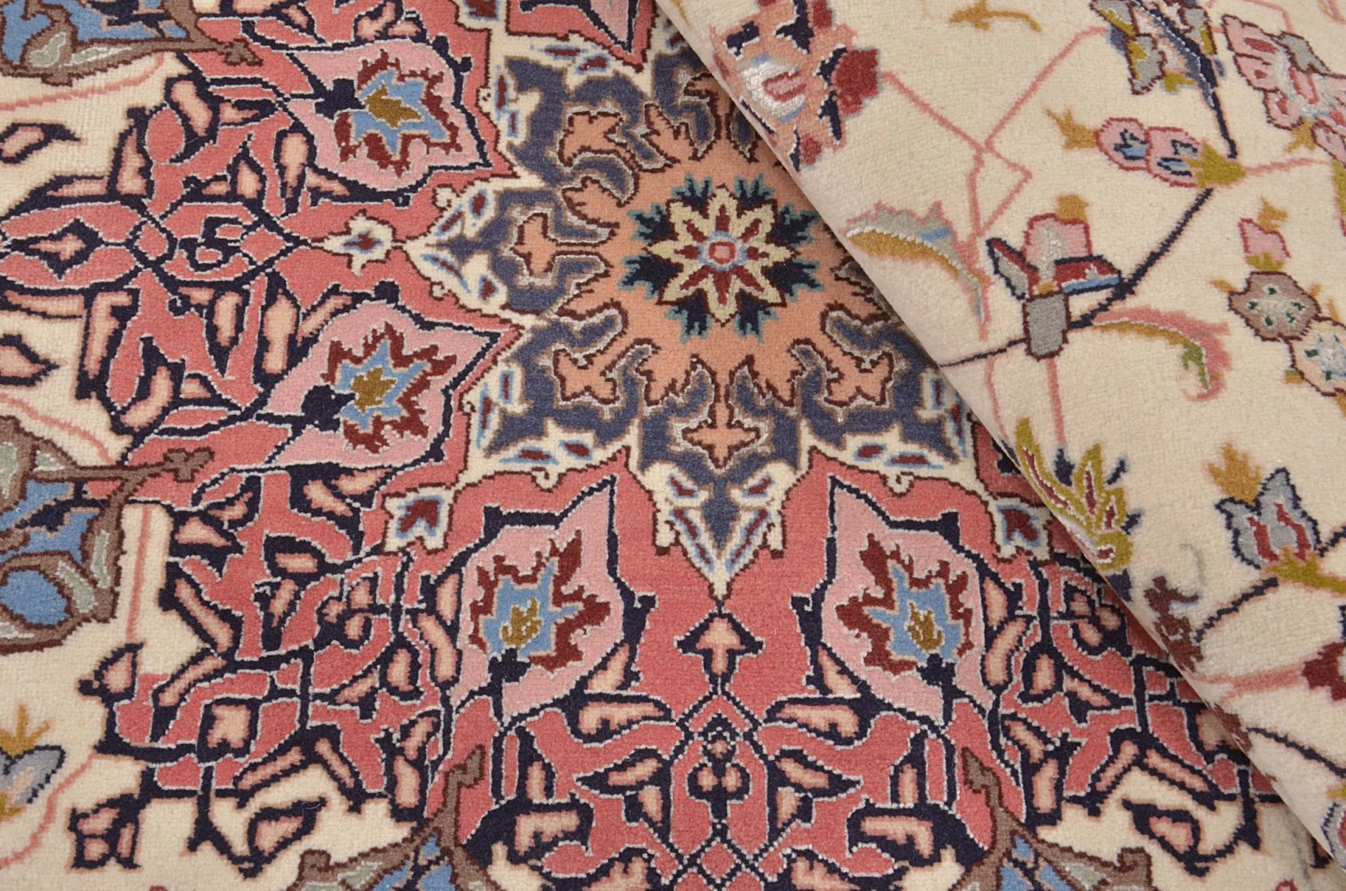 Hand-Knotted Wool Tabriz Persian Rug, 195 × 195 cm