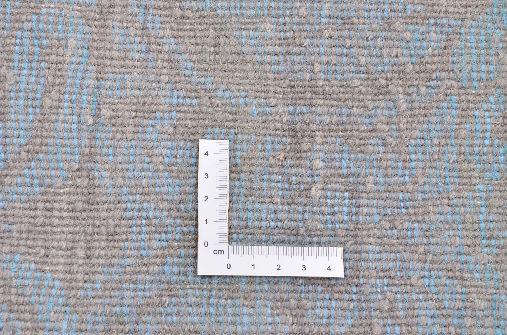 Indian Rug 249 × 314 cm, Wool, hand-knotted