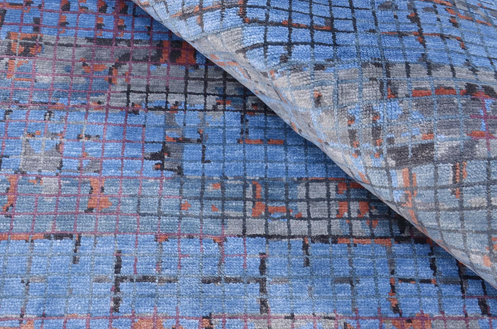 Indian Rug 199 × 304 cm, Wool, hand-knotted