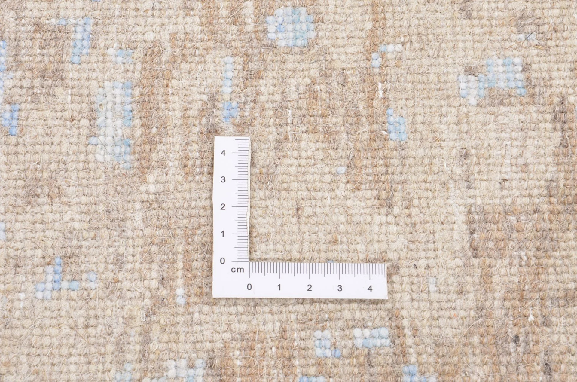 Indian Rug 238 × 301 cm, Wool, hand-knotted