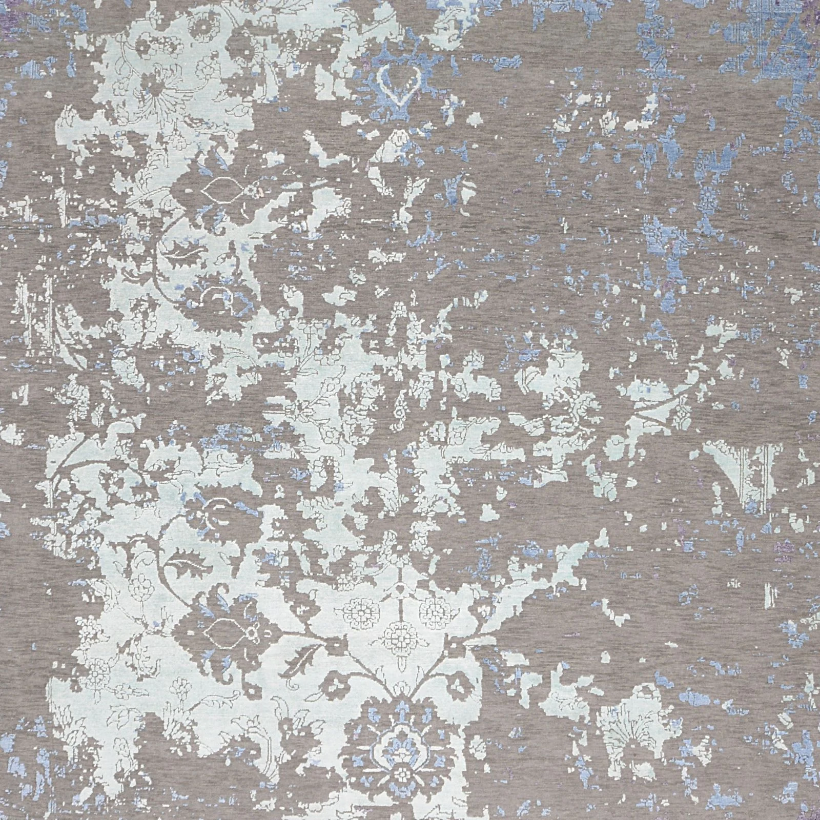 Indian Rug — hand-knotted, 245 × 302 cm, Wool