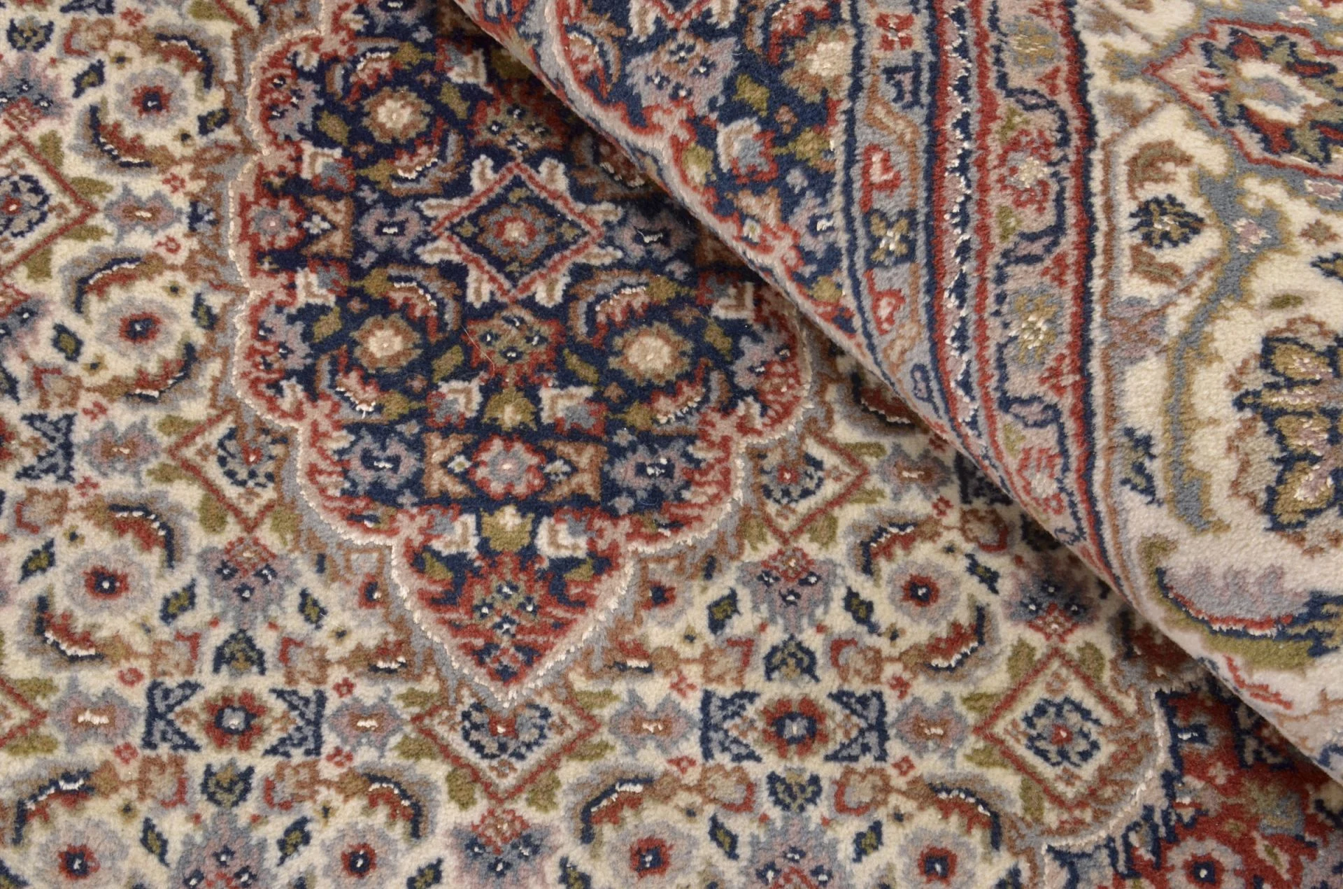 Tabriz Indian Rug — hand-knotted, 200 × 300 cm, Wool & Silk