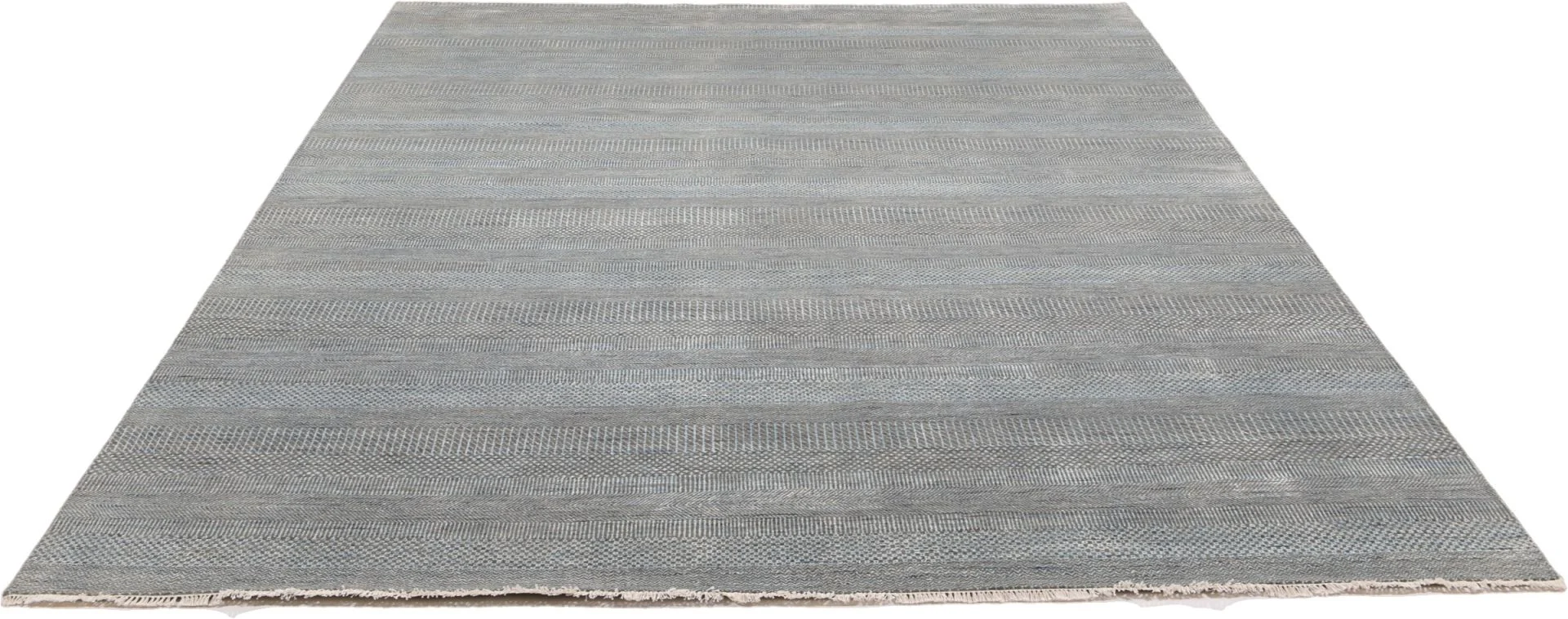 Indian Rug — hand-knotted, 278 × 367 cm