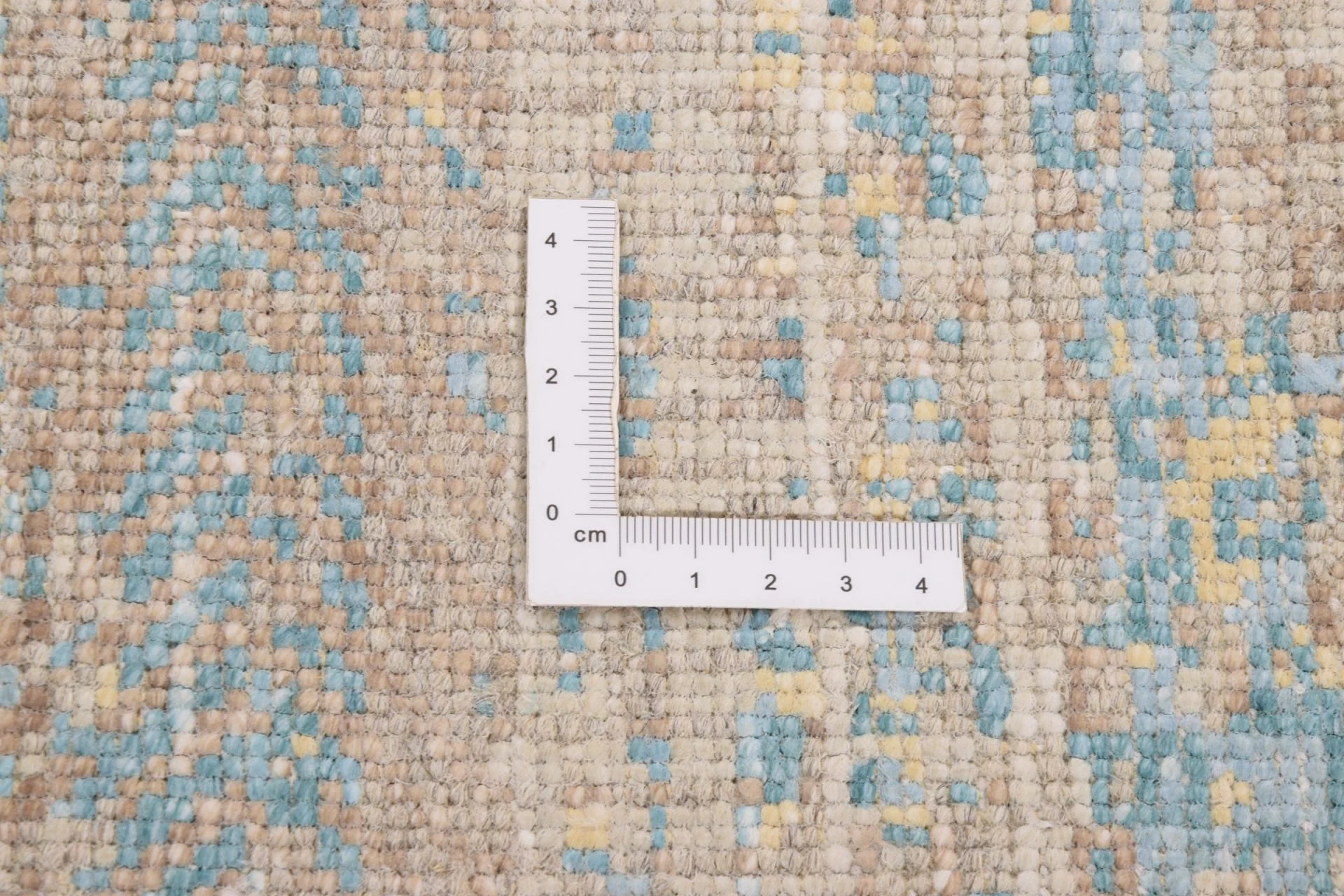 Indian Rug — hand-knotted, 251 × 299 cm, Silk